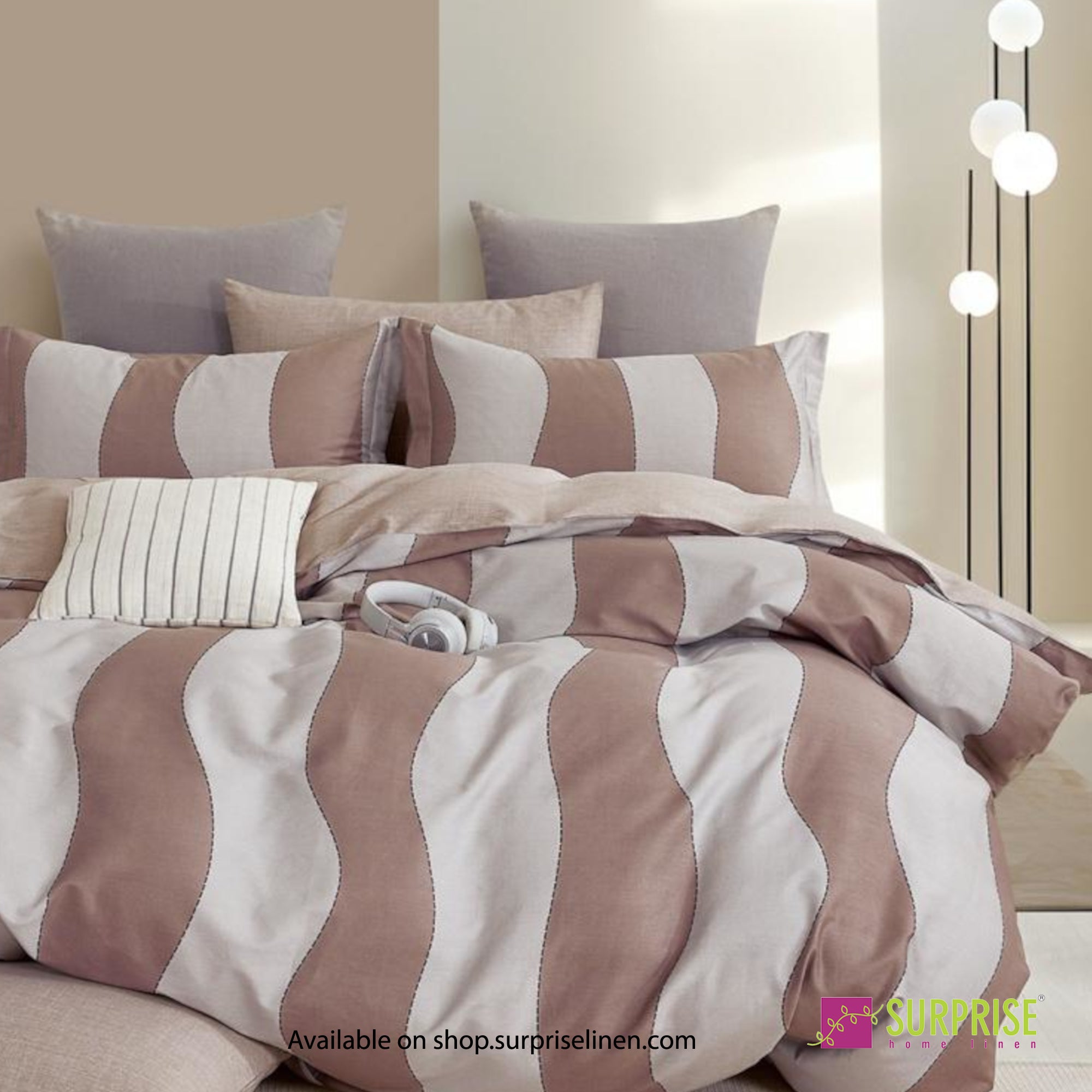 Luxury Essentials By Surprise Home Exclusive Criss Cross Collection 3 Pcs Super King Size Bedsheet Set in 300 TC Premium Cotton (Tundra)