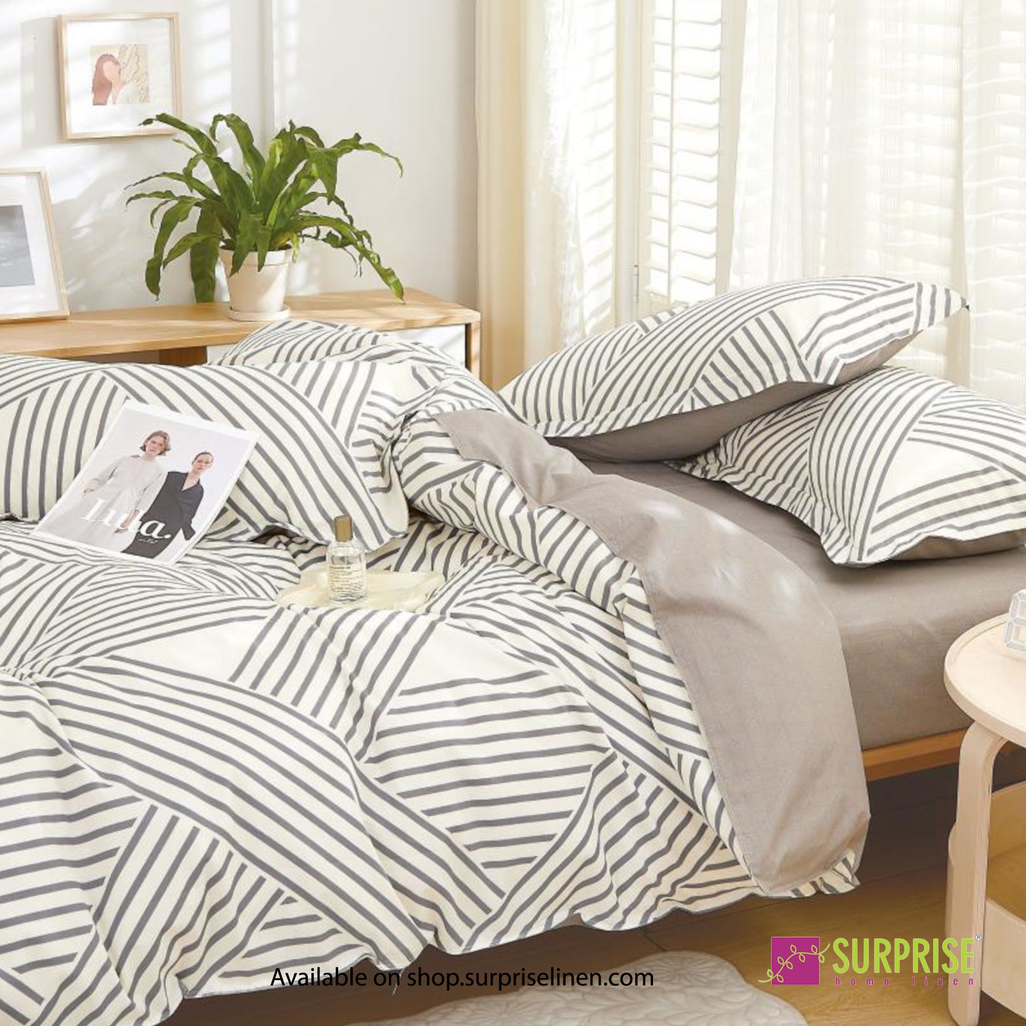 Luxury Essentials By Surprise Home Exclusive Criss Cross Collection 3 Pcs Super King Size Bedsheet Set in 300 TC Premium Cotton (Beige)