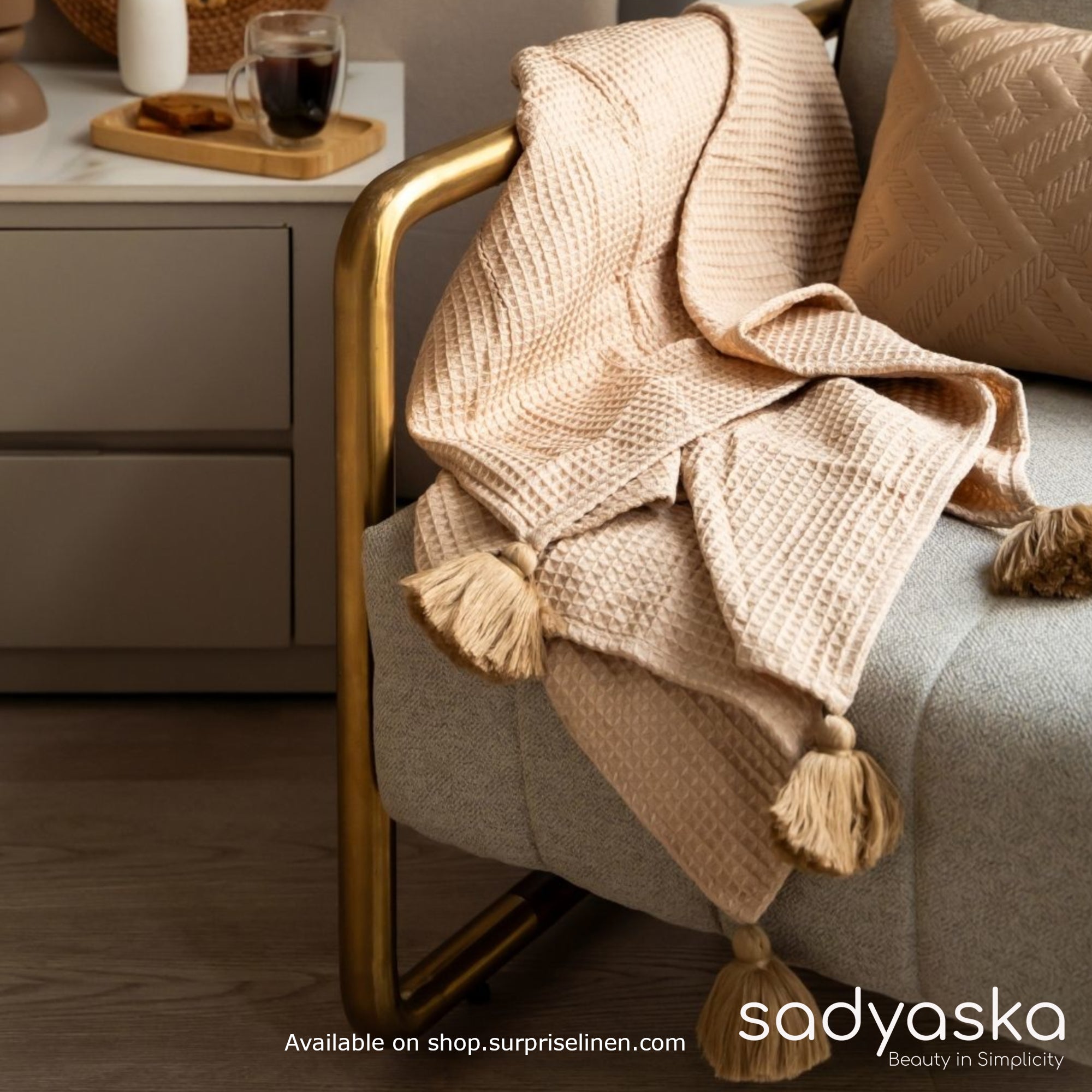 Sadyaska Honeycomb Collection Woven Throw with Tassels (Oats Beige)