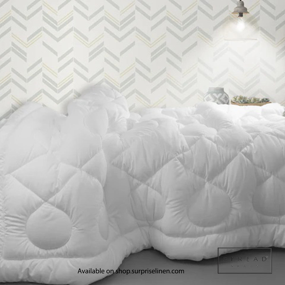 Spread Spain - Extreme Winter 350 GSM OEKO Certified Snow Star Quilt