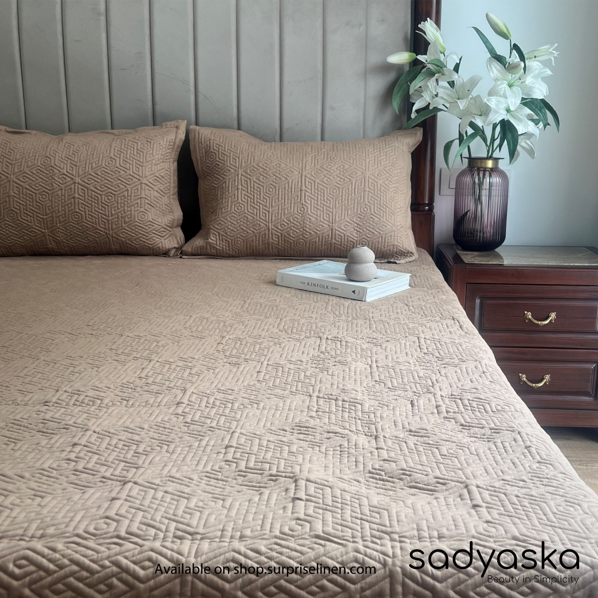 Sadyaska - Gallant Cotton Reversible Bedspread Set (Hazel Beige)