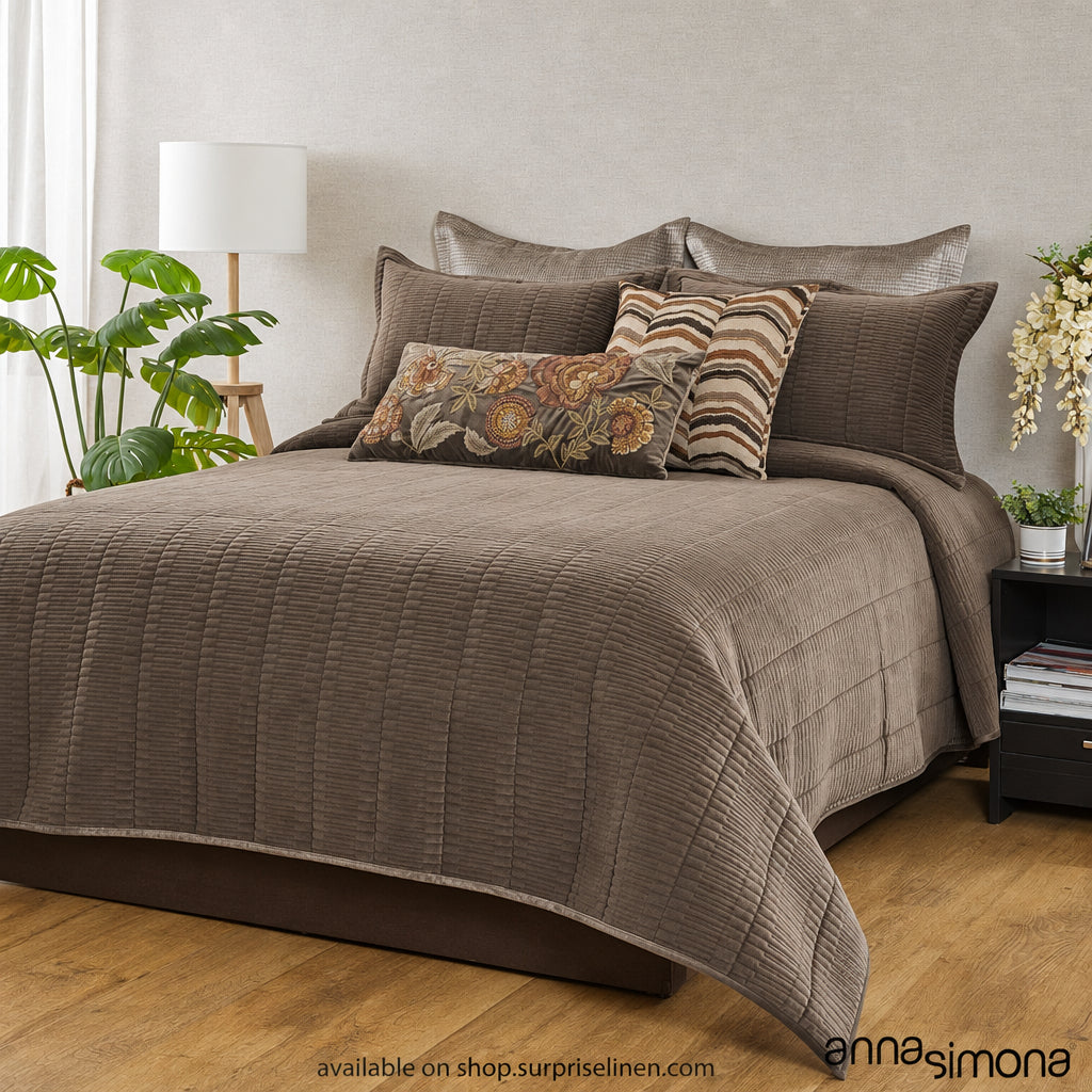 Anna Simona - Quebec 7 Pcs Velvet Bed Cover Set (Brown)