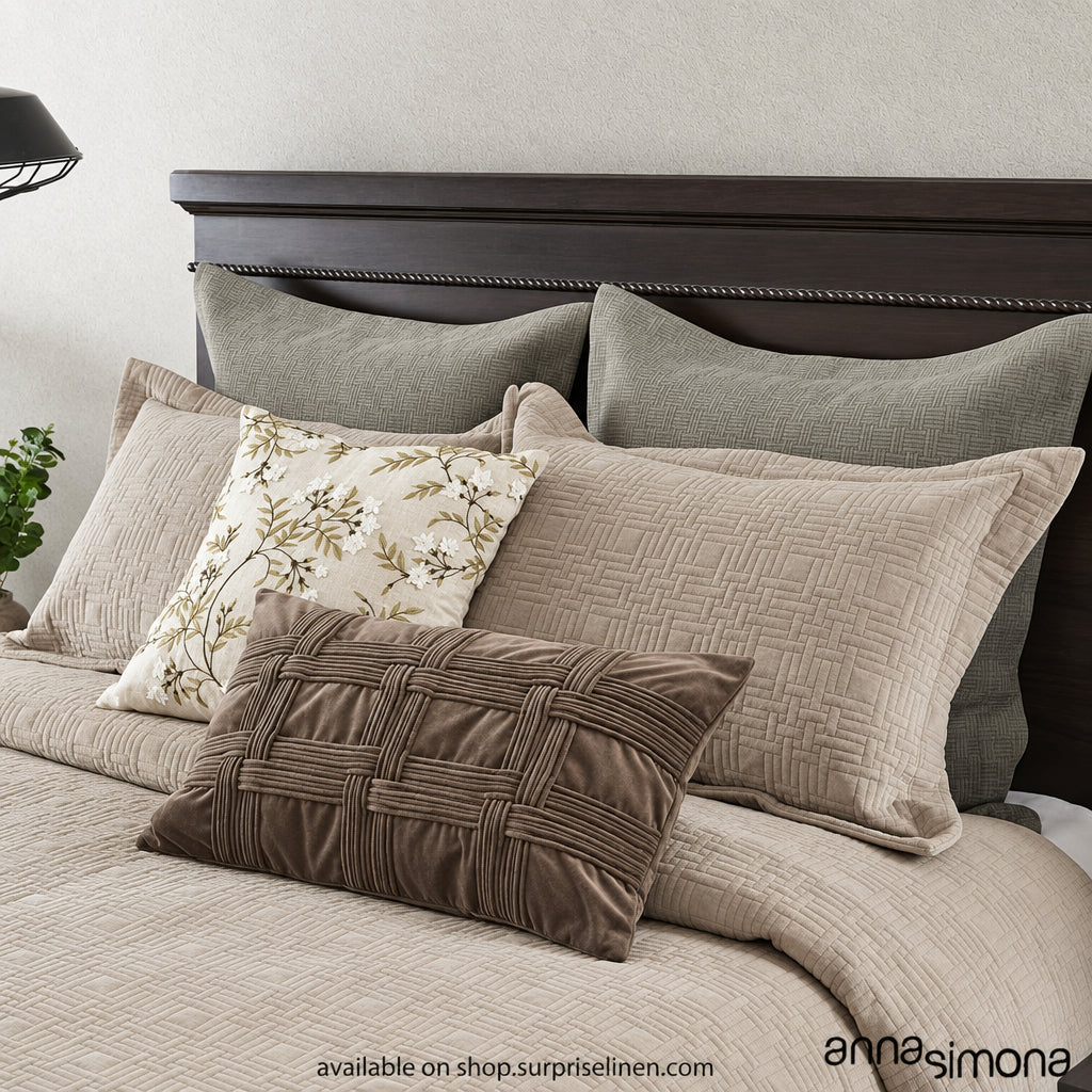 Anna Simona - Amala 7 Pcs Velvet Bed Cover Set (Beige)