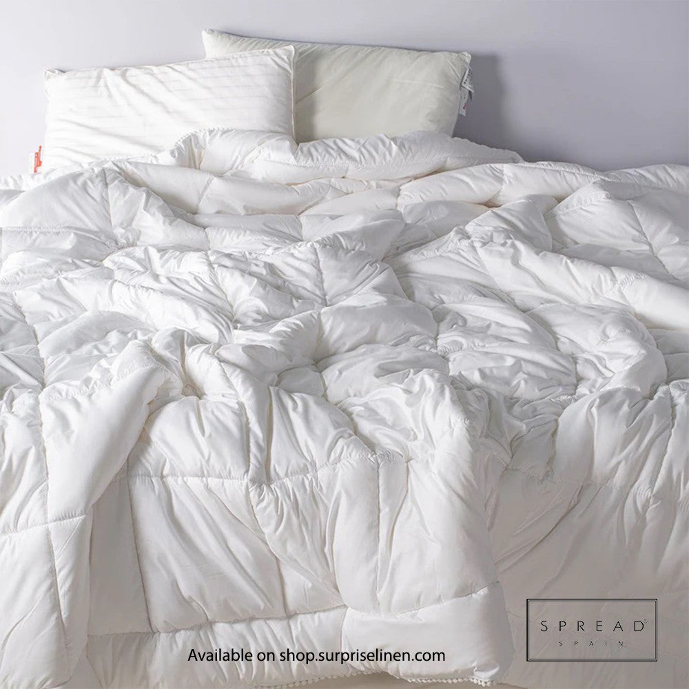 Spread Spain - Soyabean Winter Quilt 350 GSM Lightweight Quilt for Winter