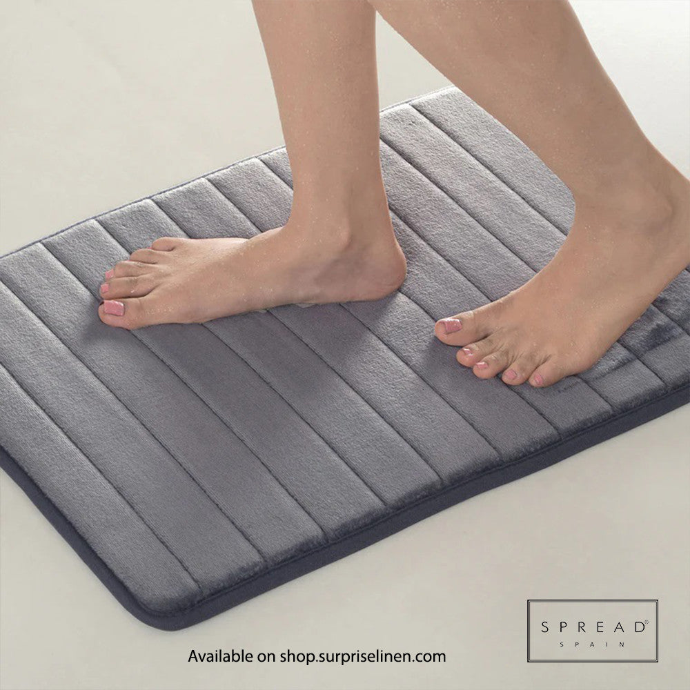 Spread Spain - Plush Stripe Collection Anti Skid Memory Foam Bathmat Waves (Grey)