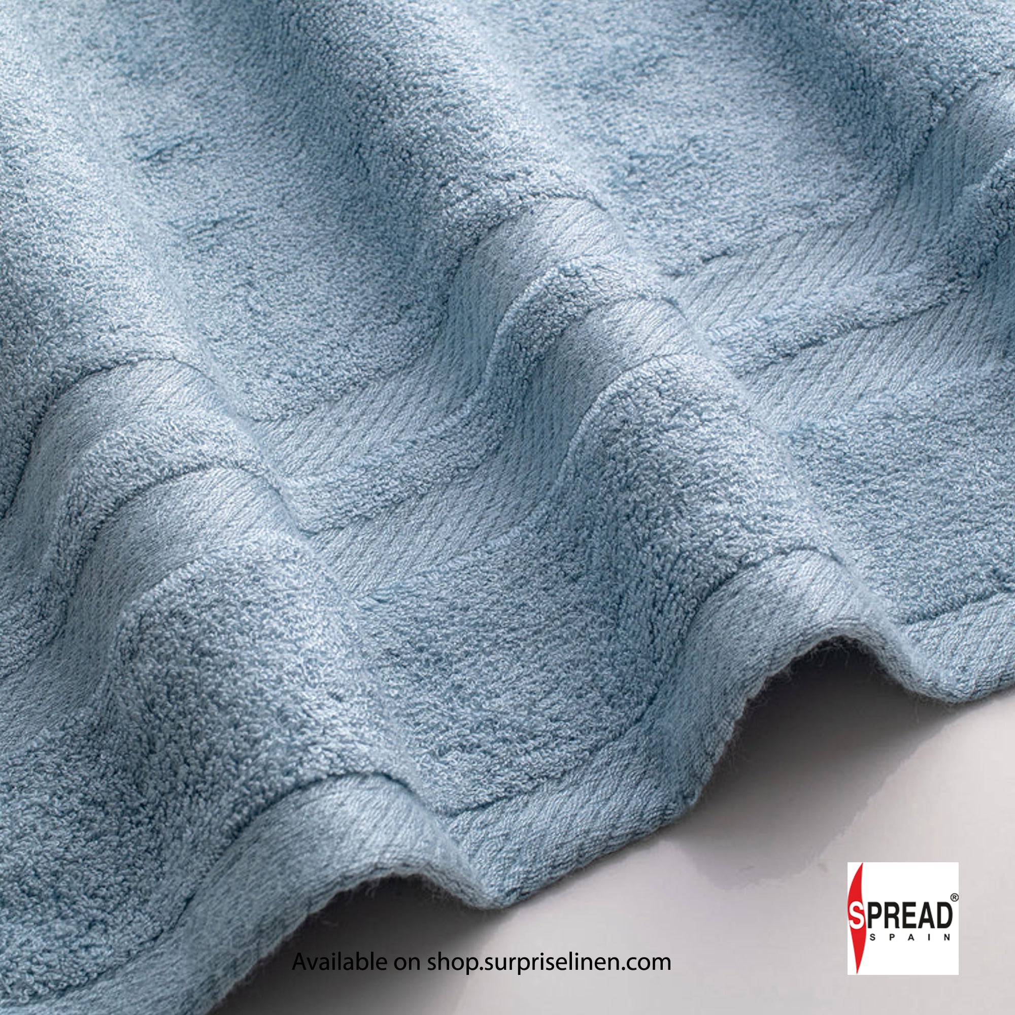 Spread Spain - The Bamboo Collection Gentle Quick-Drying Beach Towel (Blue)