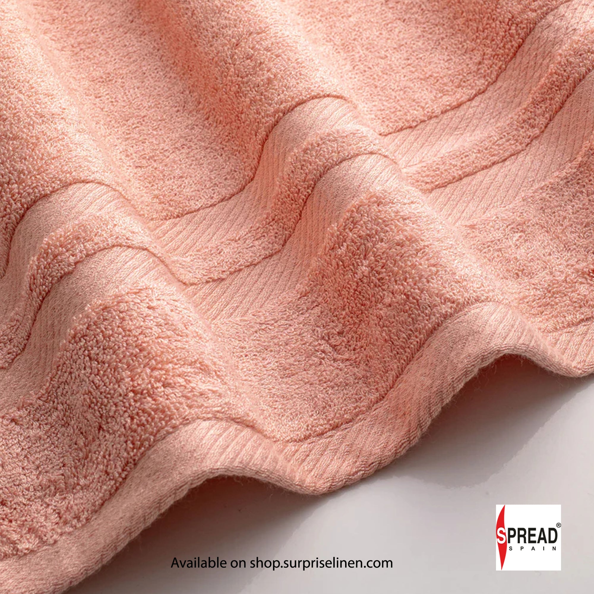 Spread Spain - The Bamboo Collection Gentle Quick-Drying Beach Towel (Orange)