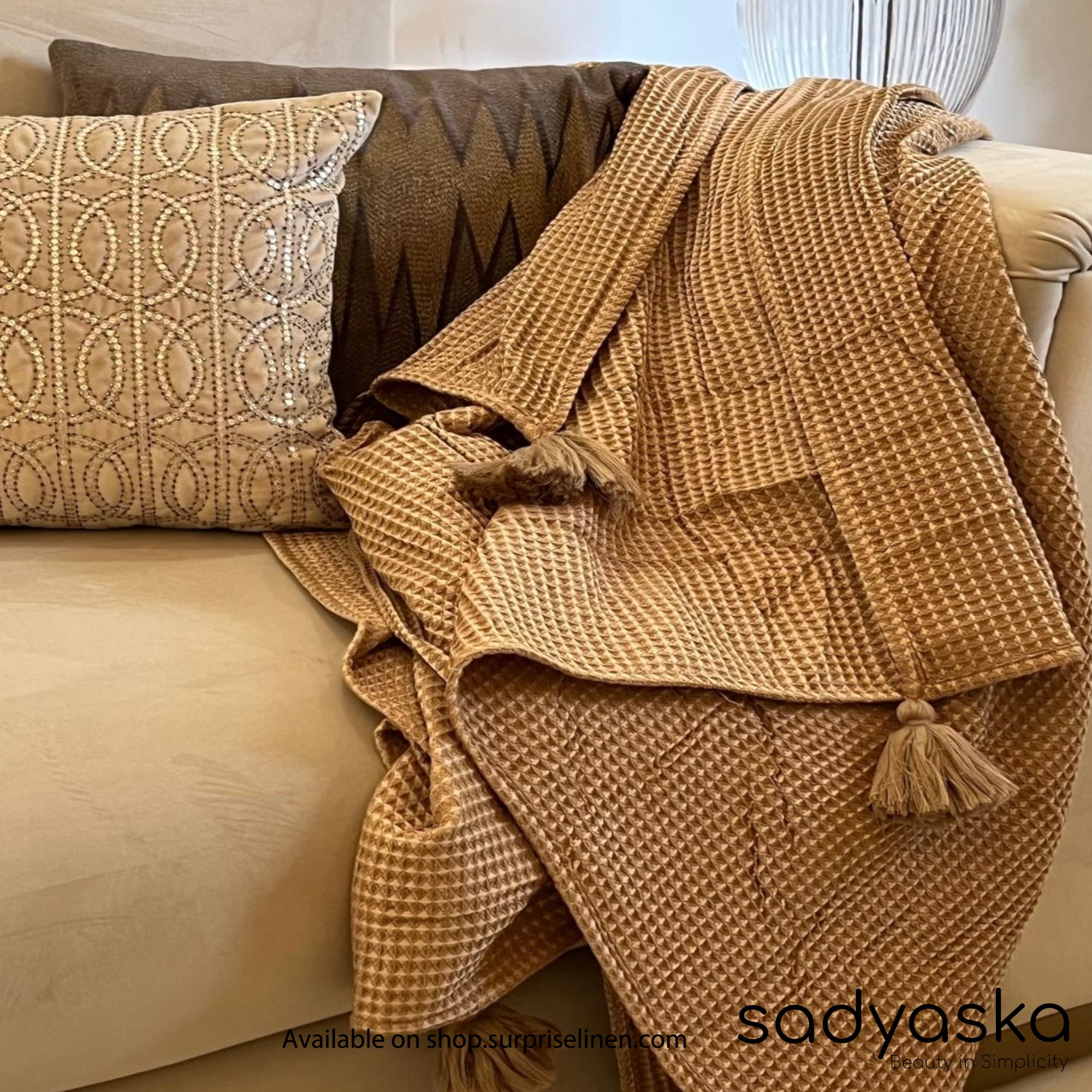 Sadyaska - Honeycomb Collection Woven Throw with Tassels (Mocha)