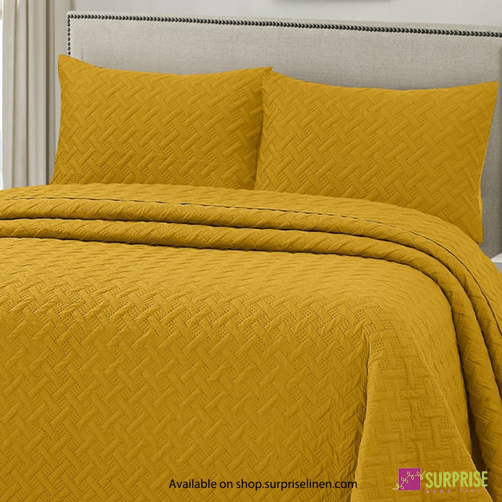 Surprise Home - Everyday Use Premium Quality Urbane 3 Pcs Bedcover Set (Honey Gold )