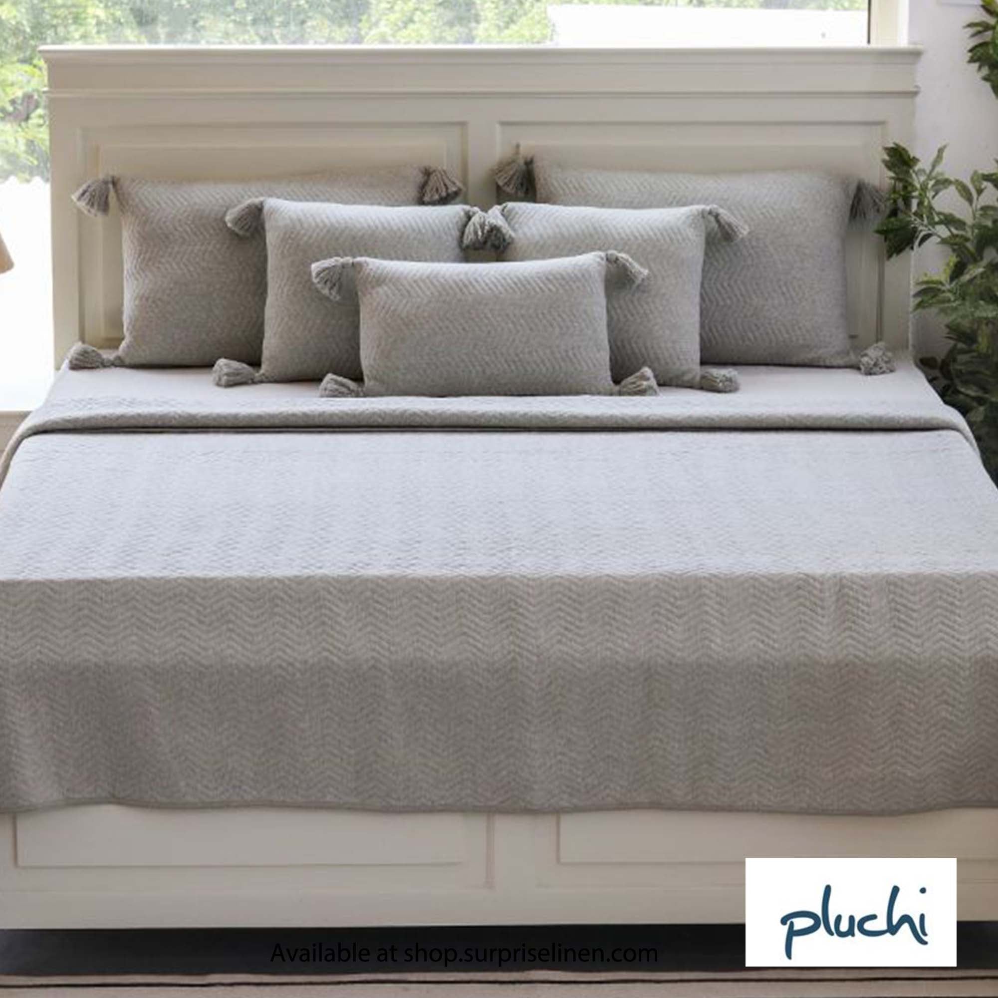 Pluchi - Zig Zag 3 Pcs Bedcover Set (Pale Whisper)