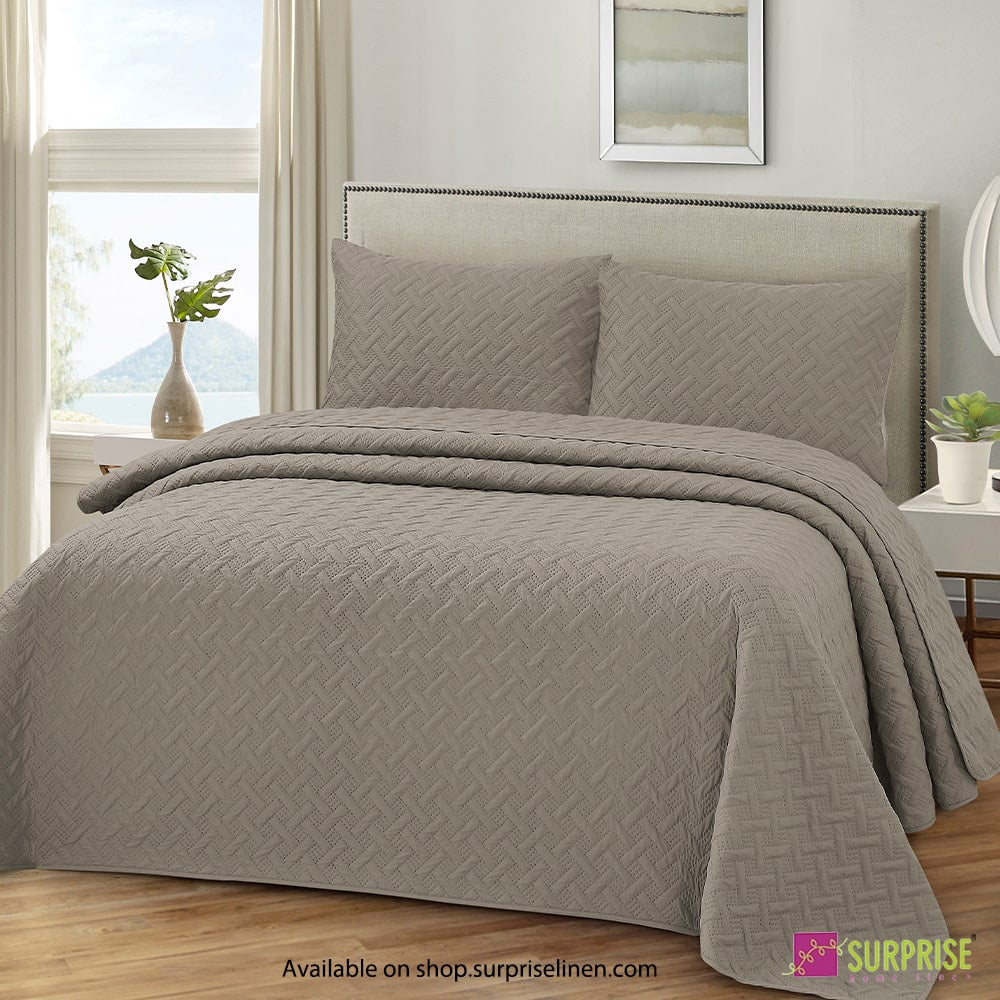 Surprise Home - Everyday Use Premium Quality Urbane 3 Pcs Bedcover Set (Cub)
