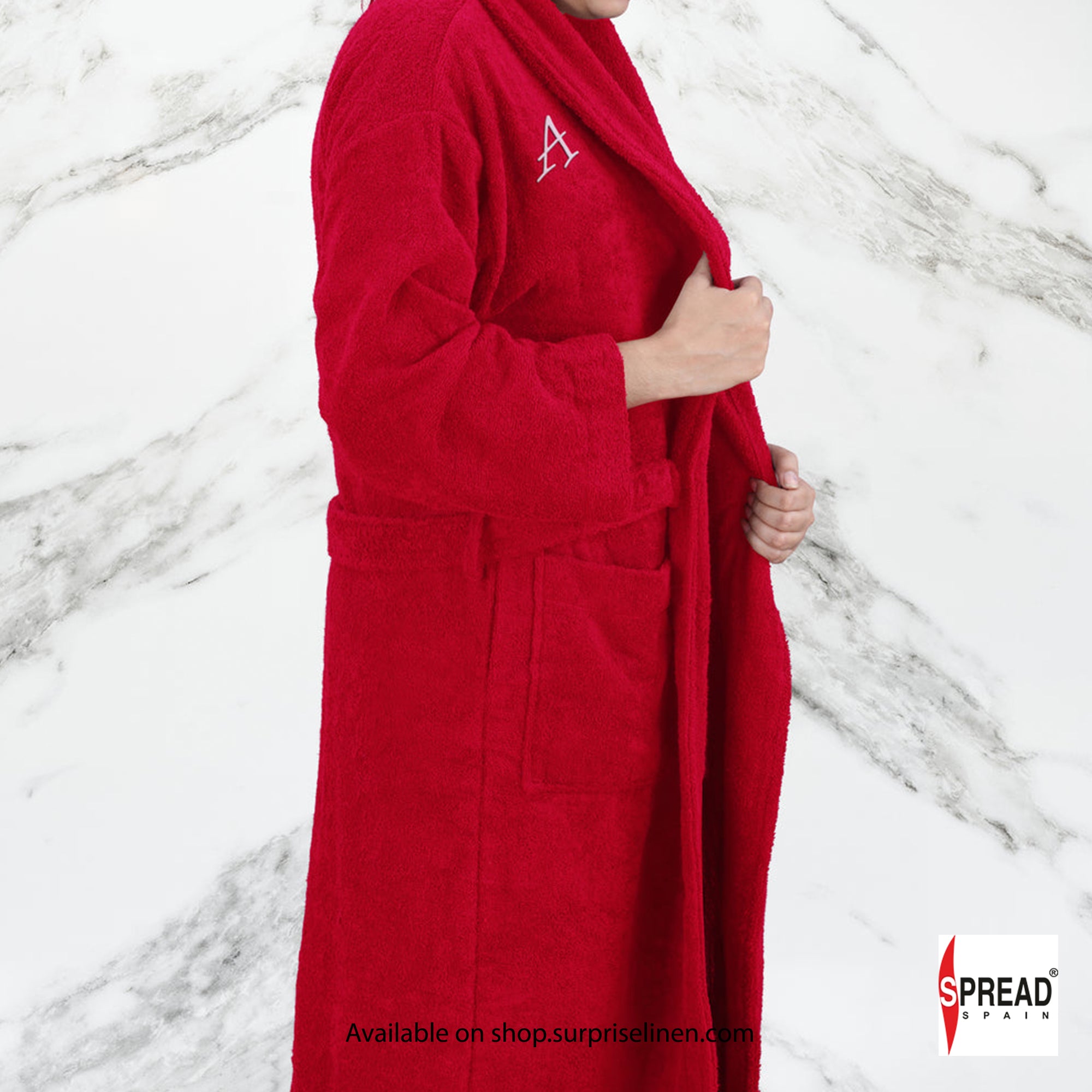 Spread Spain - One Size Bathrobe with Customizable Initials (Red)