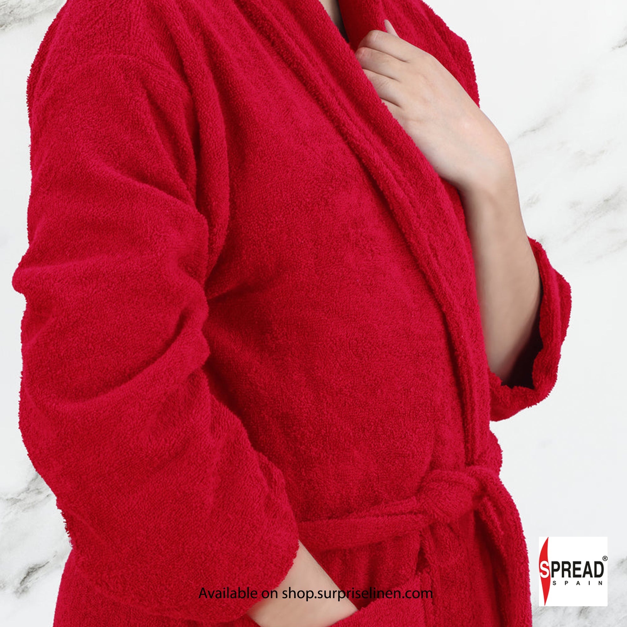 Spread Spain - One Size Bathrobe with Customizable Initials (Red)