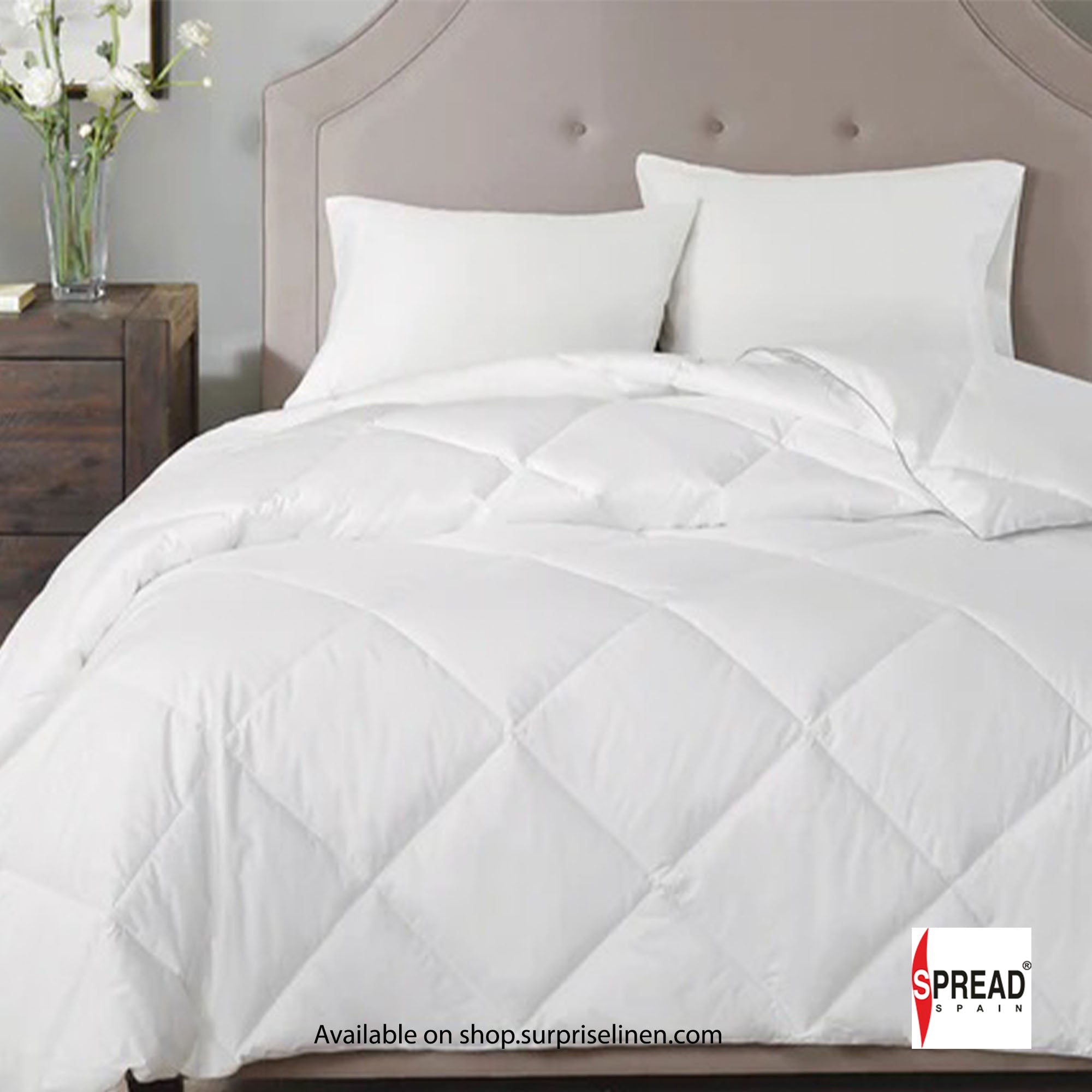 Spread Spain - Mushy Ac Quilt (White)