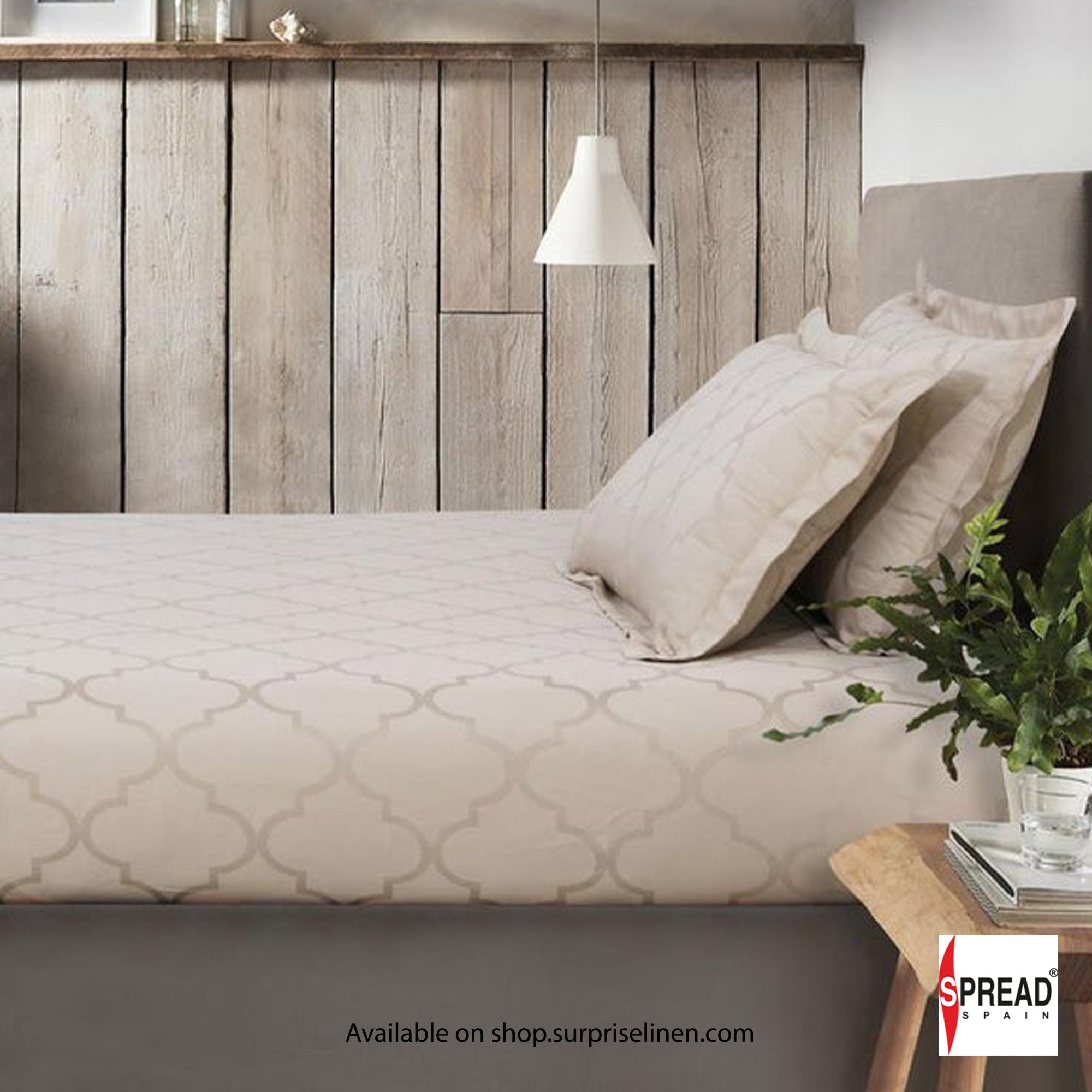 Spread Spain - Italian Jacquard Collection Collection 450 Thread Count Bed Sheet Set (Beige Turkish Window)