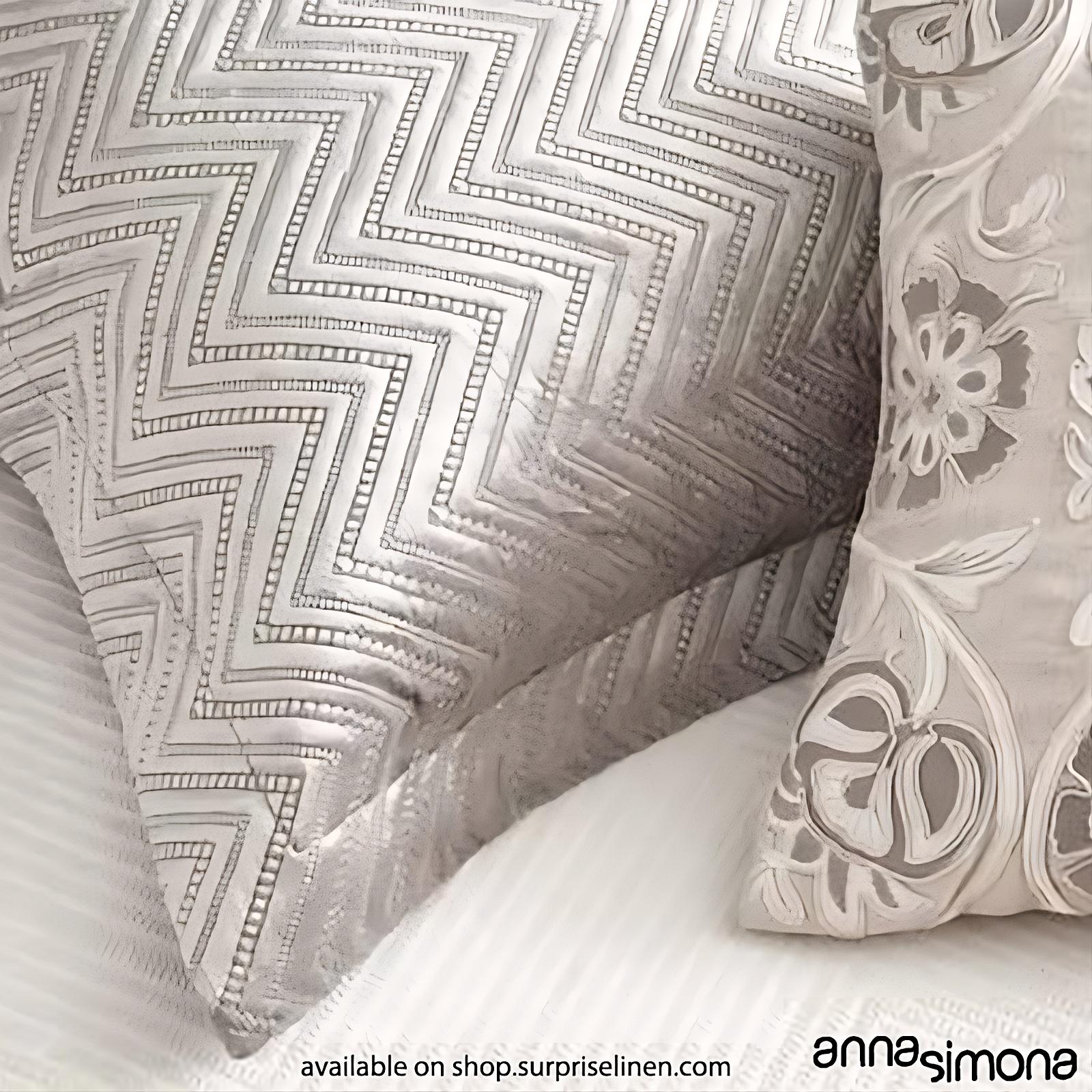 Anna Simona - Restoration 8 Pcs Viscose Velvet & Cotton Duvet Ensemble Set (Off White)