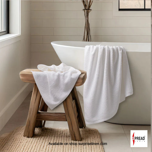 Spread Spain - Lightweight Luxury with Superior Absorbency The Bamboo Bath Towel (White)