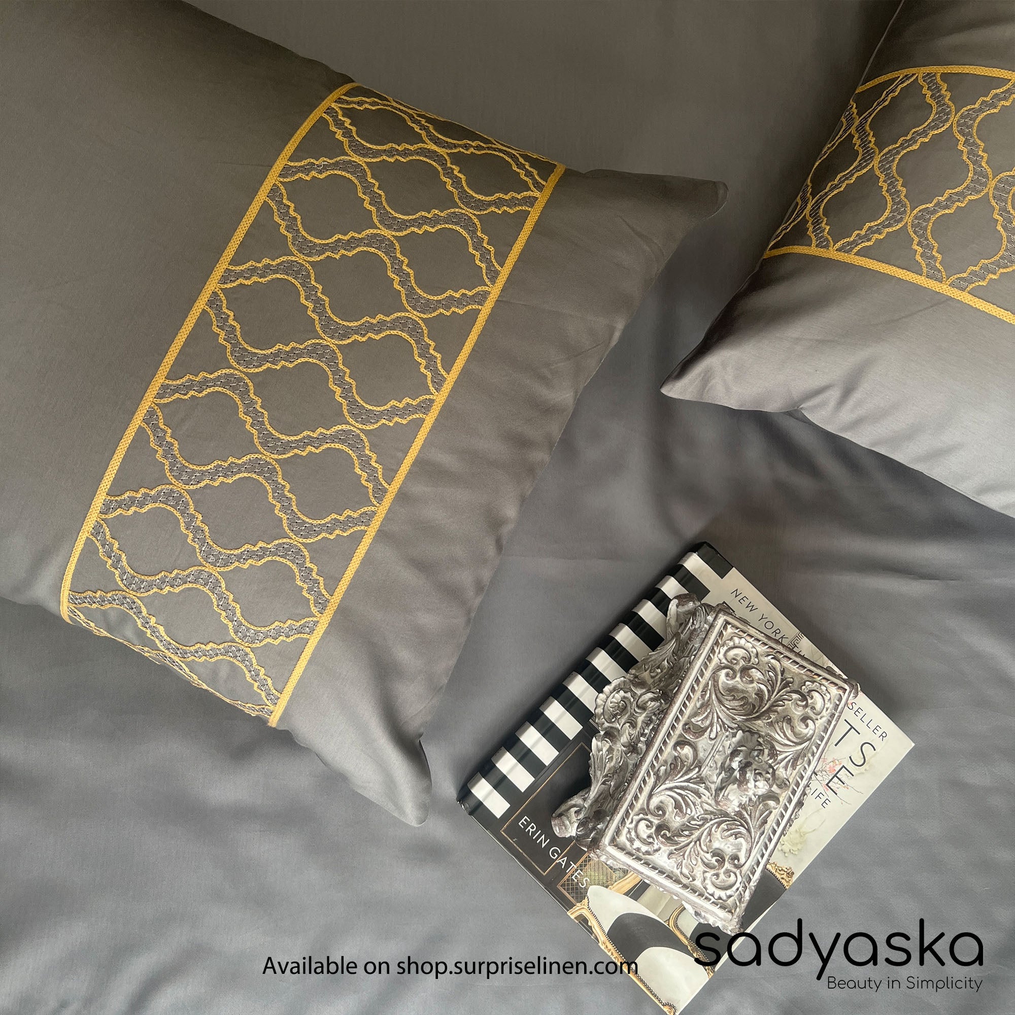 Sadyaska - Maroc Collection Cotton Rich 3 Pcs Bedsheet Set (Dark Grey)