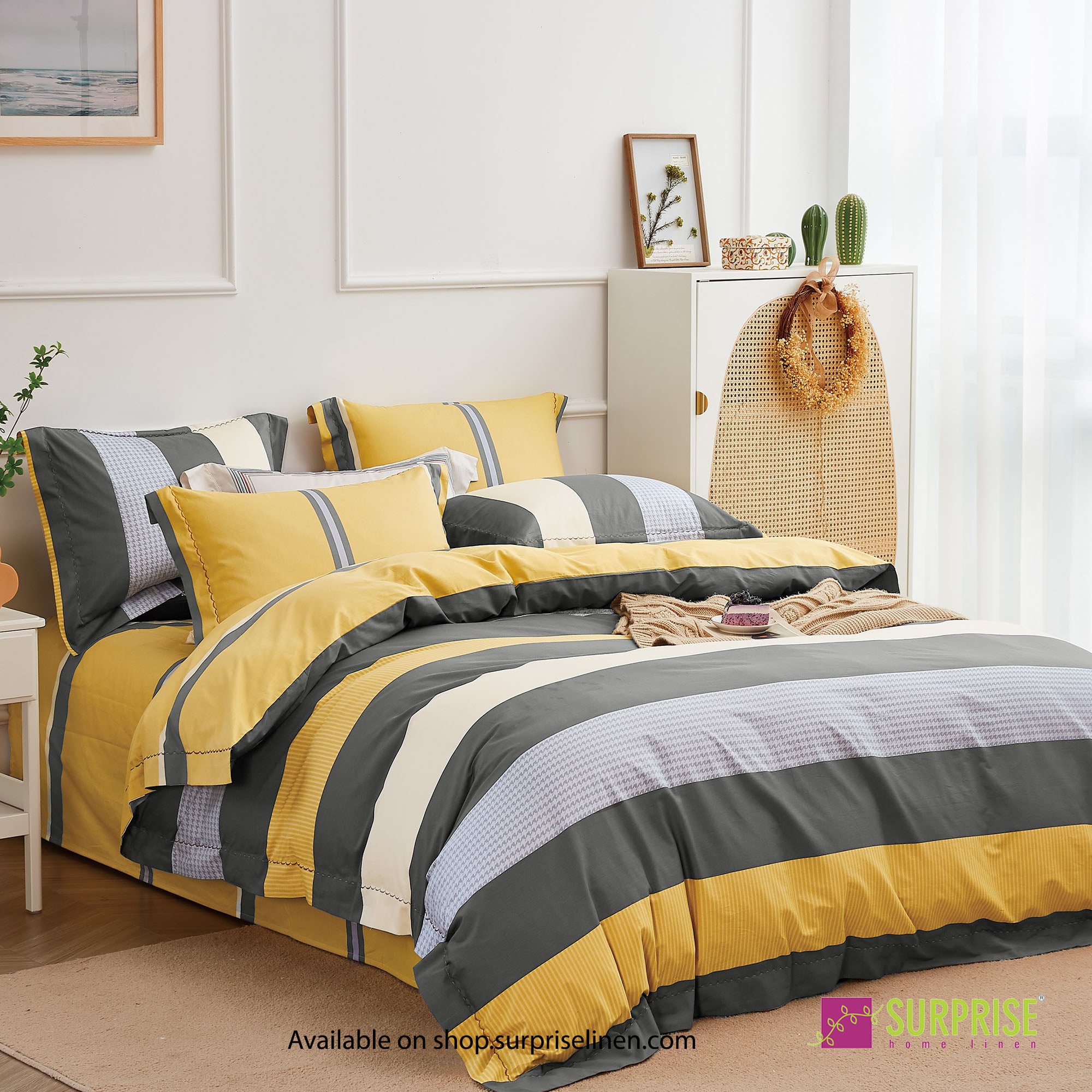 Luxury Essentials By Surprise Home Exclusive Calme Collection 3 Pcs Super King Size Bedsheet Set in 350 TC Premium Cotton (Yellow & Grey)