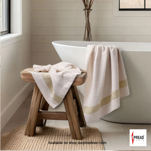 Spread Spain - Lightweight Luxury with Superior Absorbency The Bamboo Bath Towel (Ivory)