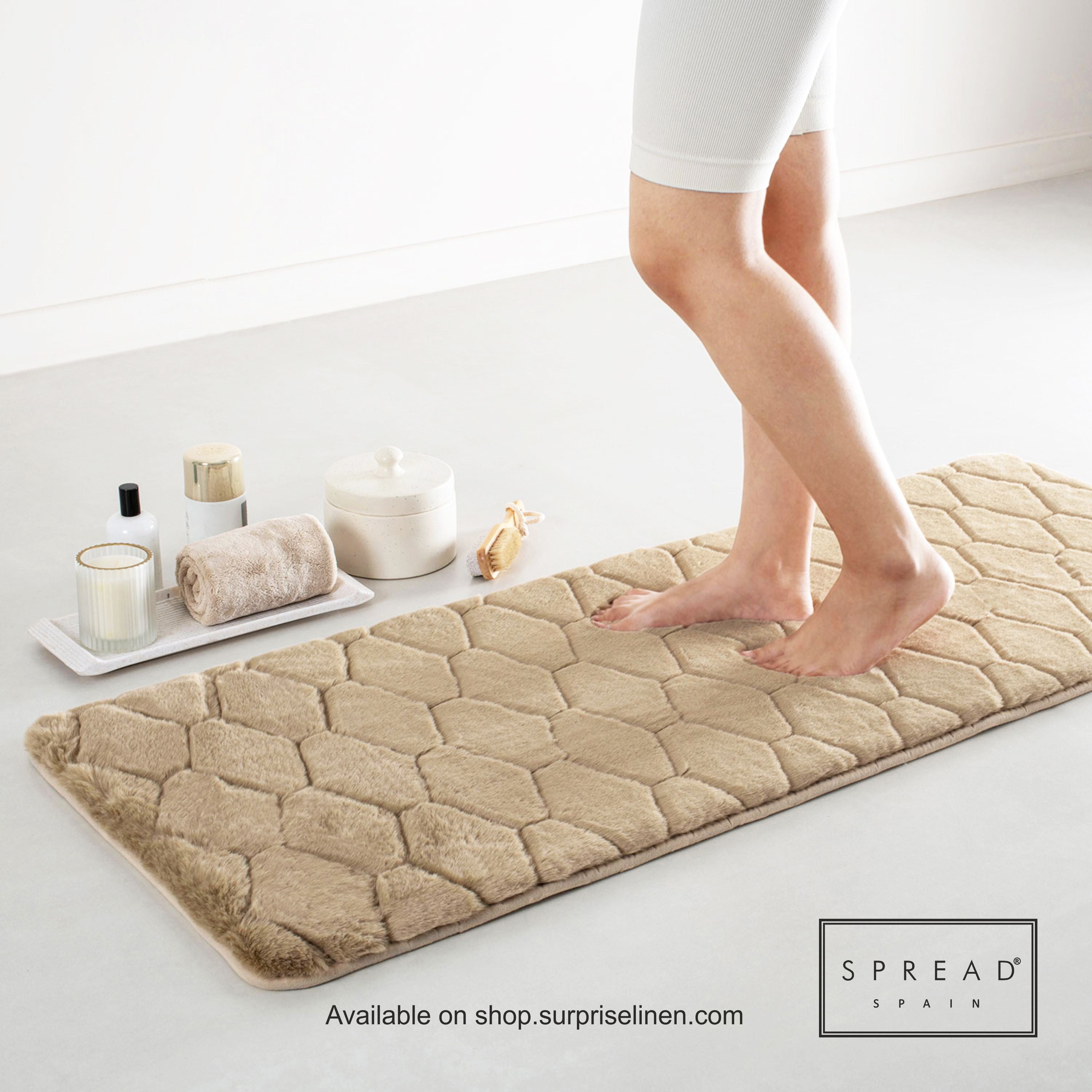 Spread Spain - Igloo Collection Haneycomb Heavenly Floormats (Oat)