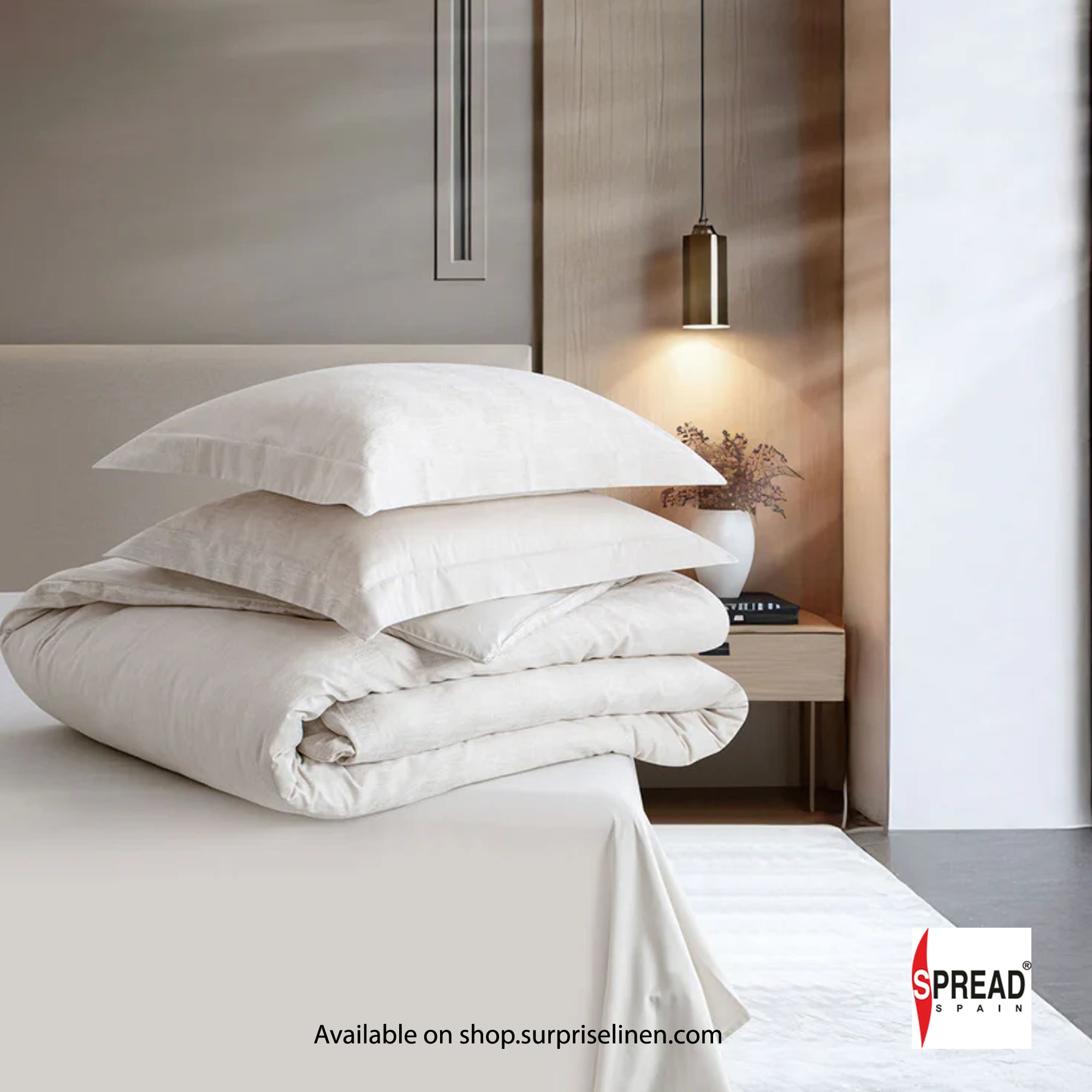 Spread Spain - 700 TC Italian Couture Luxury Bedsheet Set (Light Beige)