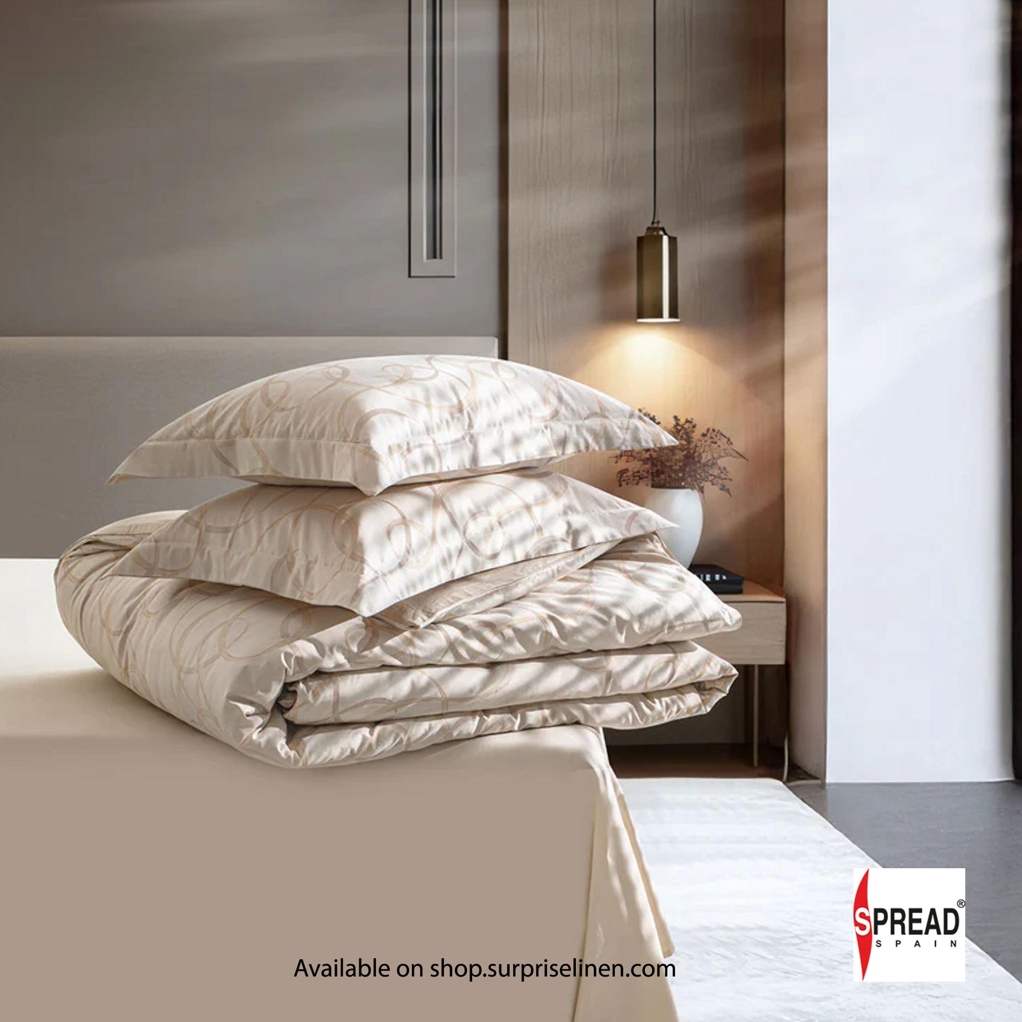 Spread Spain - 700 TC Italian Couture Luxury Bedsheet Set (Ivory)