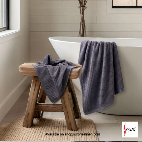 Spread Spain - Lightweight Luxury with Superior Absorbency The Bamboo Bath Towel (Dark Grey)