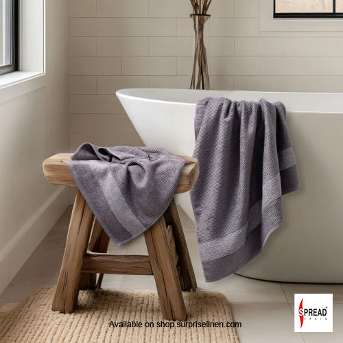 Spread Spain - Lightweight Luxury with Superior Absorbency The Bamboo Bath Towel (Light Grey)