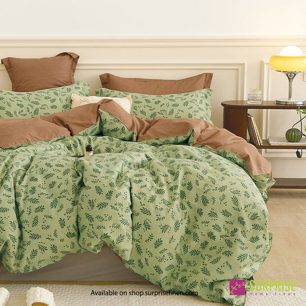 Luxury Hues Collection by Surprise Home - Super King Size 3 Pcs Bedsheet Set in 300 TC Premium Cotton Fabric (Parrot Green)