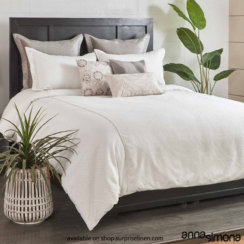 Anna Simona - Restoration 8 Pcs Viscose Velvet & Cotton Duvet Ensemble Set (Off White)