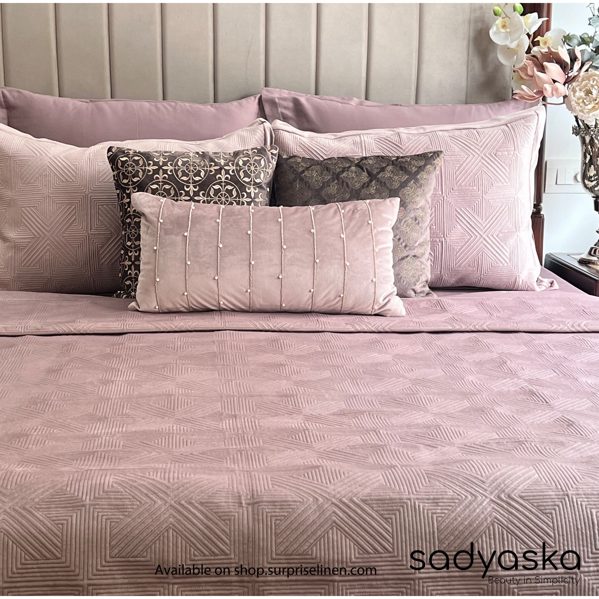 Sadyaska - Bonito Velvet Bedspread Set (Onion Pink)