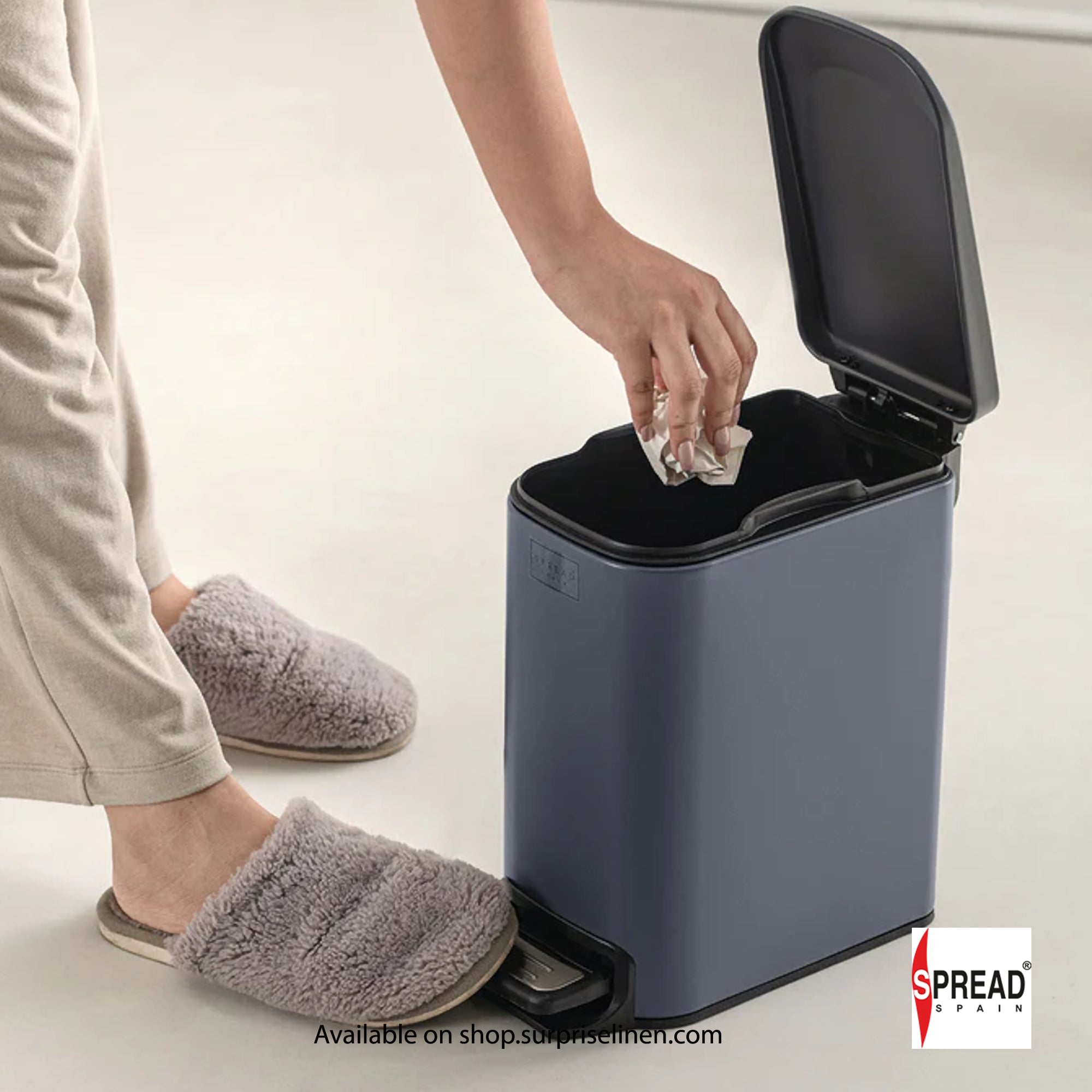 Spread Spain - Metallica Collection 6 Litre Soft Close Dustbin (Matte)