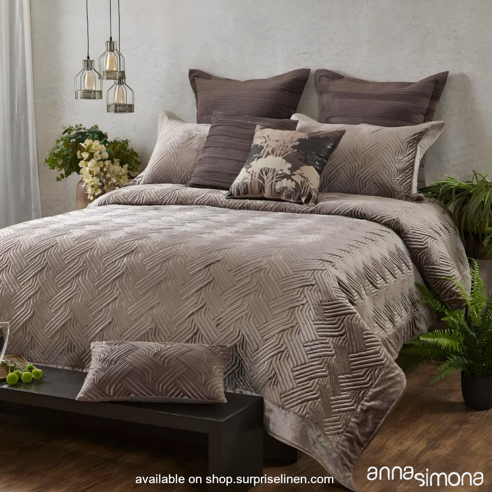 Anna Simona - Cascade 8 Pcs Velvet Bed Ensemble Set (Brown)