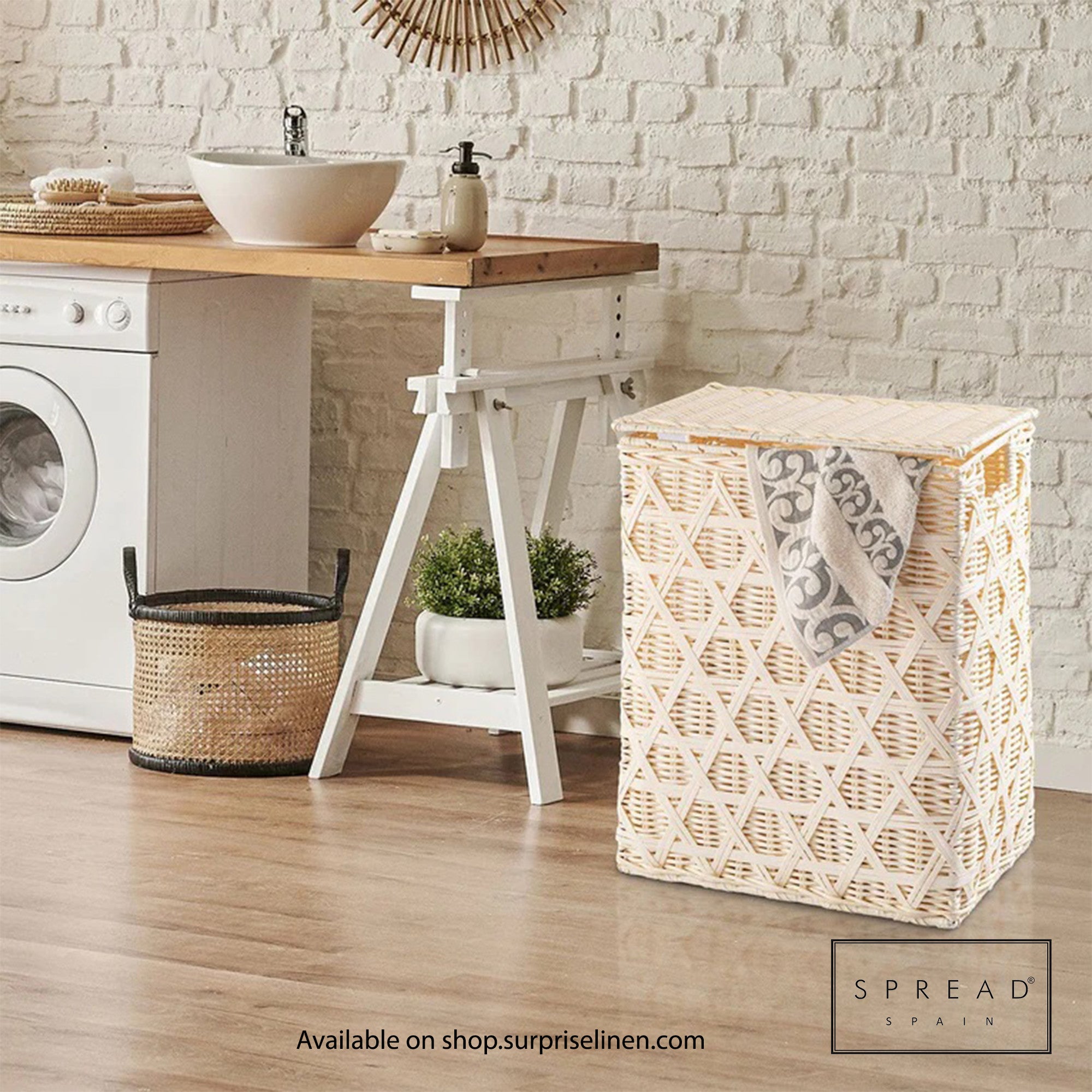 Spread Spain - Waterproof & Moisture Proof Synthetic Rattan Interweave Laundry Hamper (Off White)