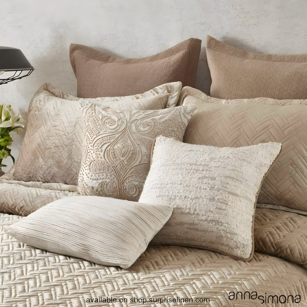 Anna Simona - Synergy 8 Pcs Velvet Bed Ensemble Set (Light Gold)