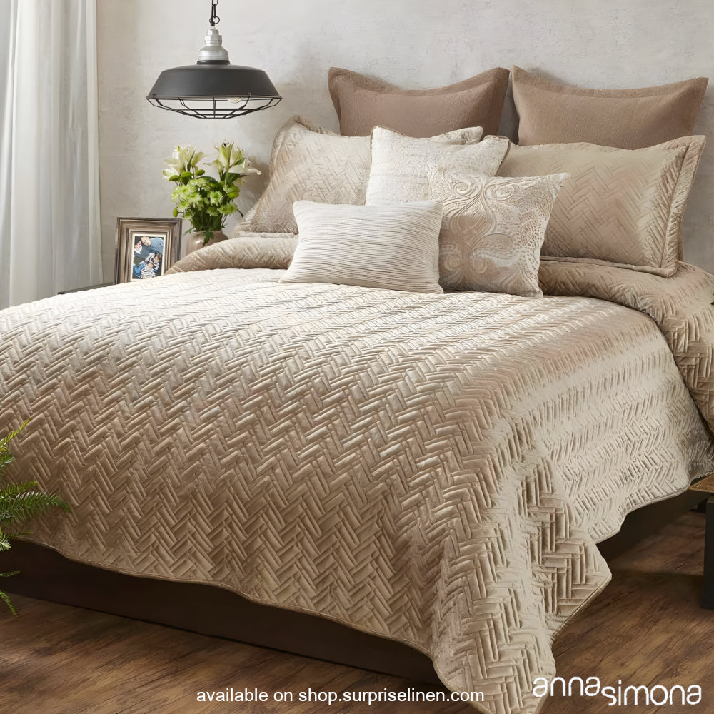Anna Simona - Synergy 8 Pcs Velvet Bed Ensemble Set (Light Gold)