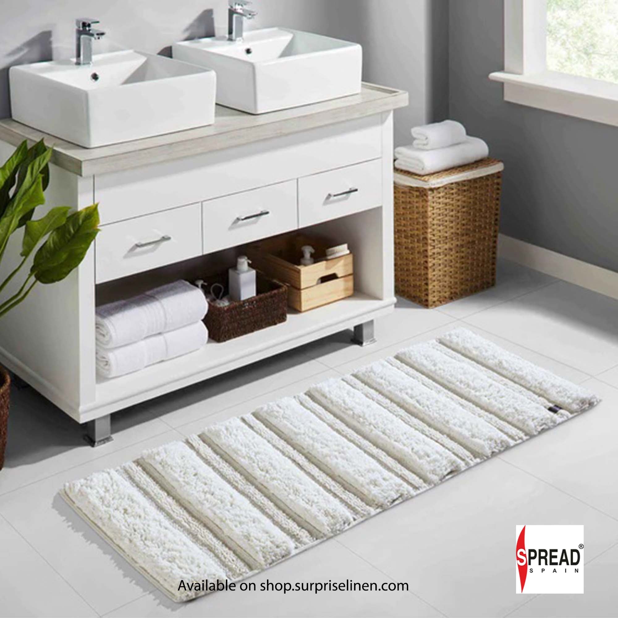 Spread Spain - Resort Luxurious Bath Mats (Ivory)