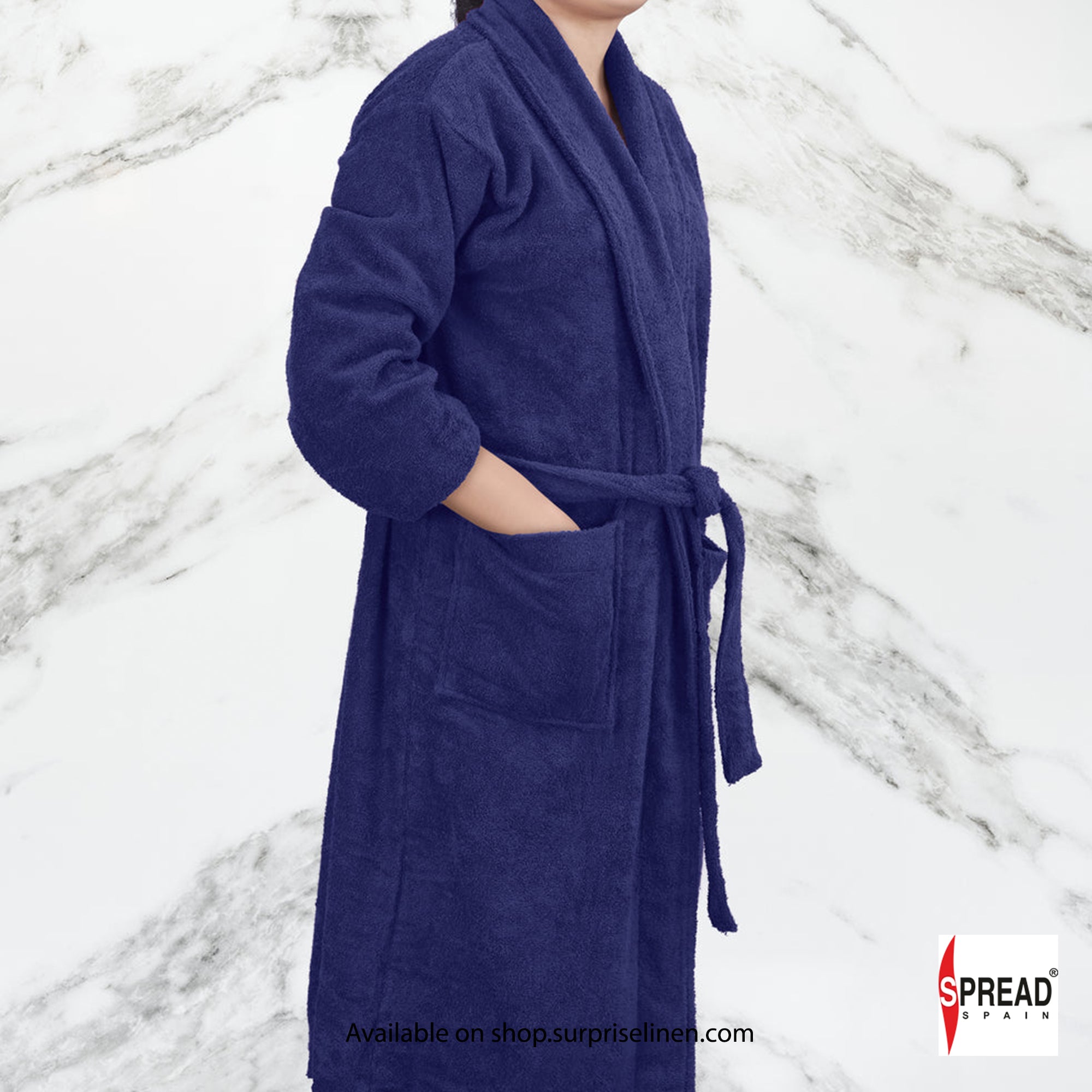 Spread Spain - One Size Bathrobe with Customizable Initials (Blue)