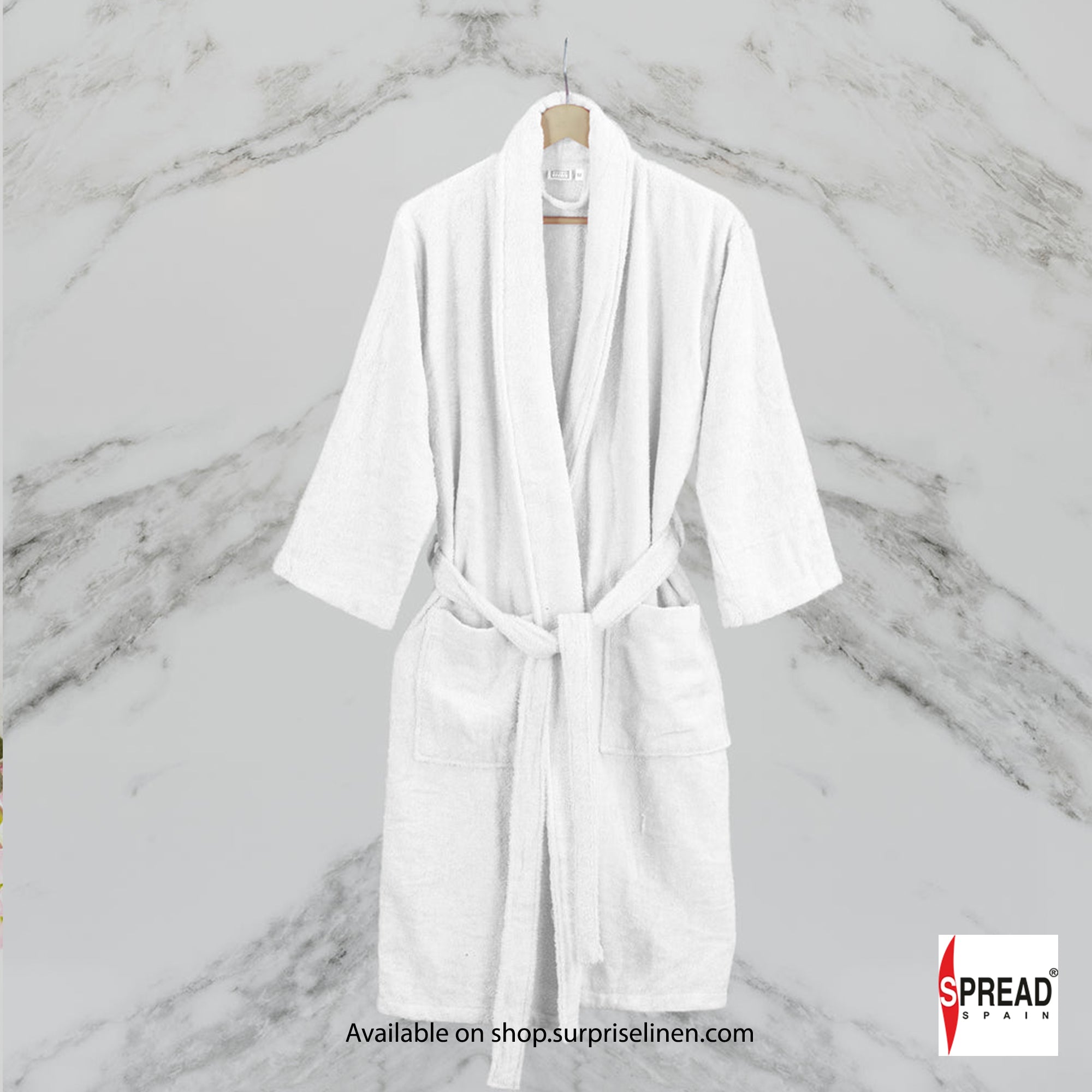 Spread Spain - One Size Bathrobe with Customizable Initials (White)