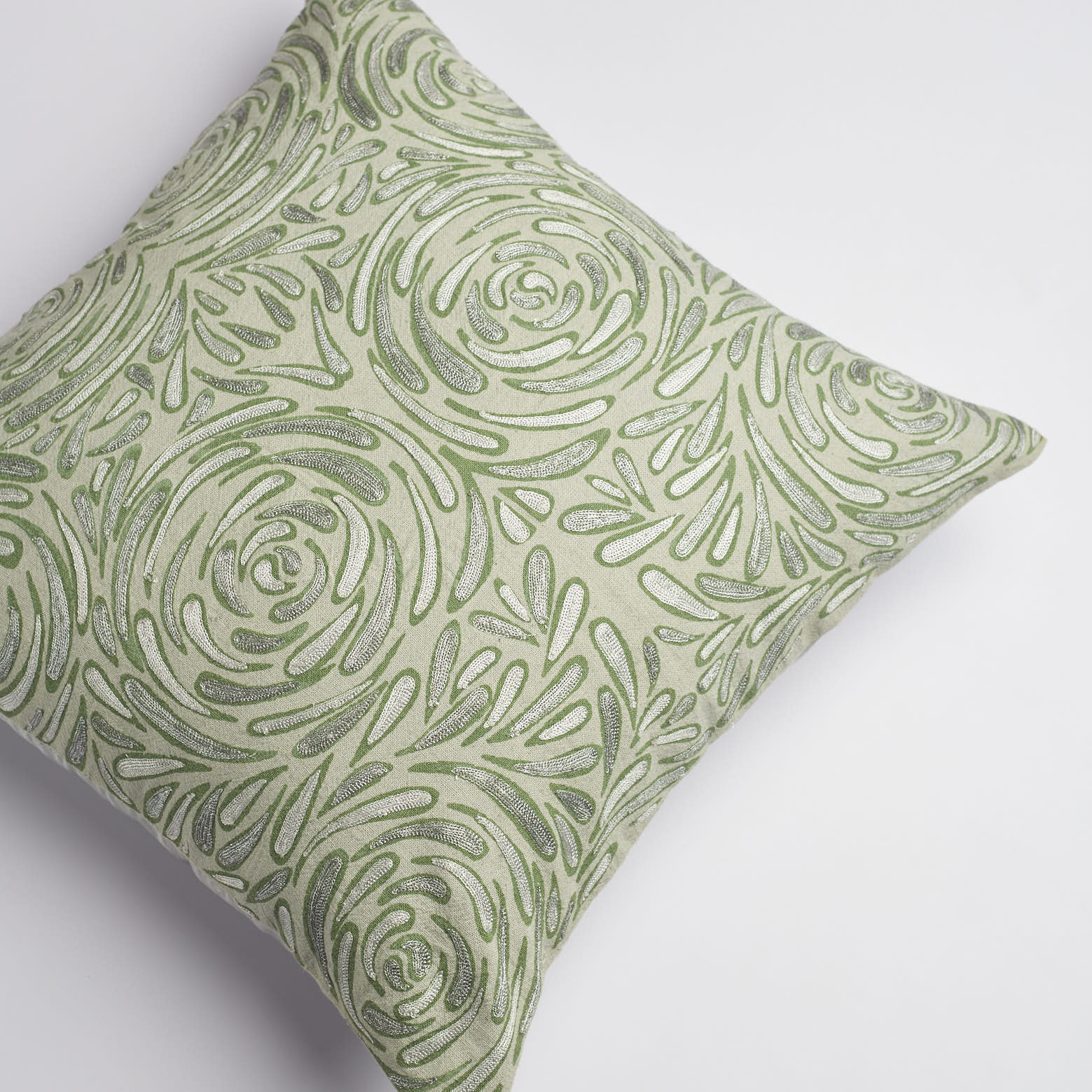 Surprise Home - Floral Swirl Cushion Covers