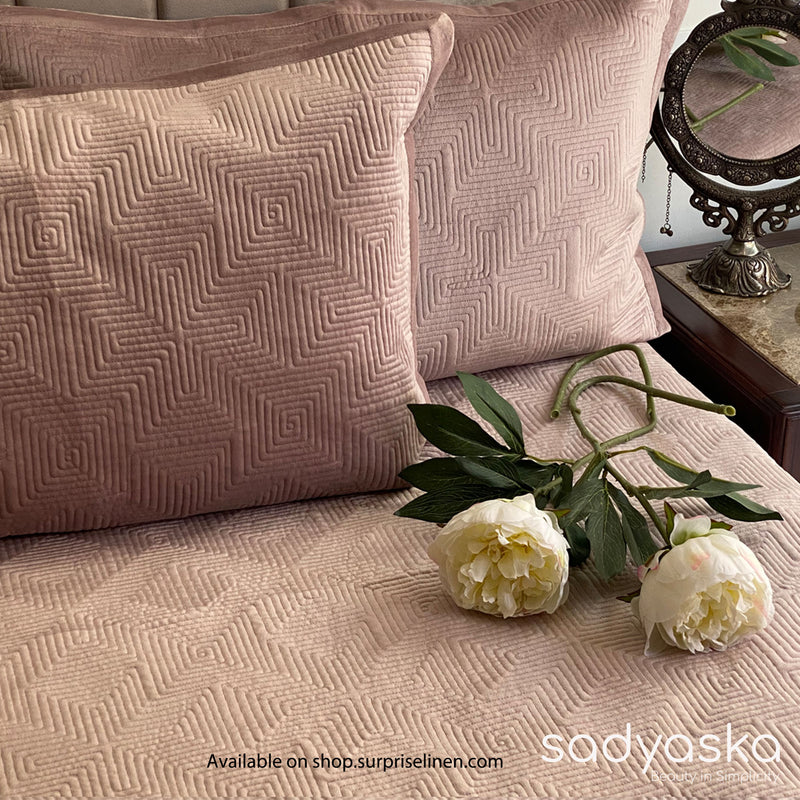 Sadyaska - Velvet Collection Maze Bed Cover Set (Onion Pink)