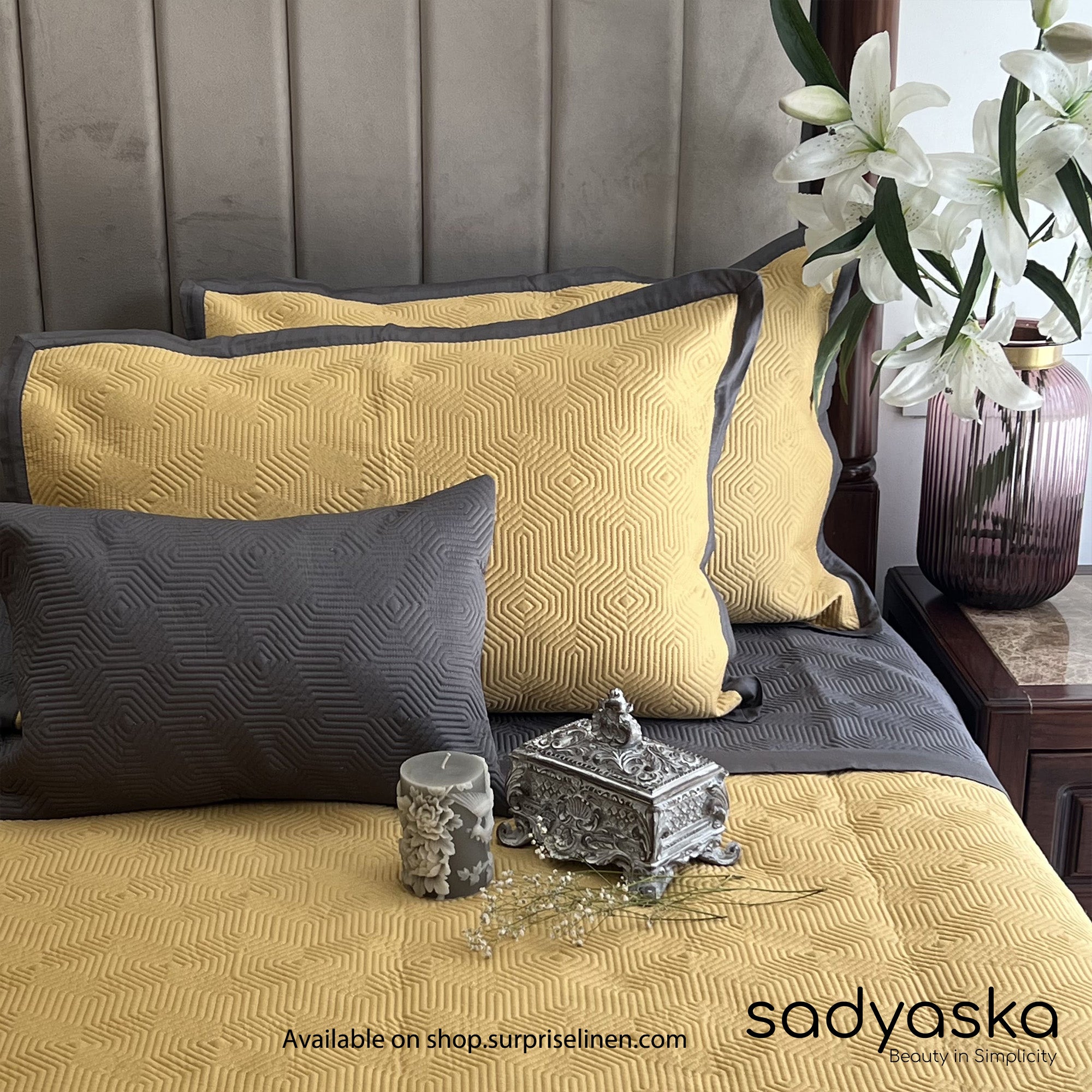 Sadyaska - Connoisseurs Collection Diaco Bedcover Set (Buttercup Yellow)