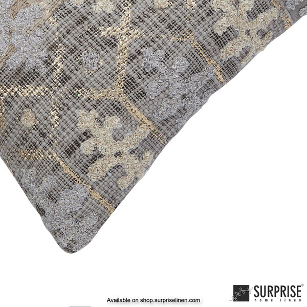 Surprise Home - Moroccan Tapis 40 x 40 cms Designer Cushion Cover (Silver)