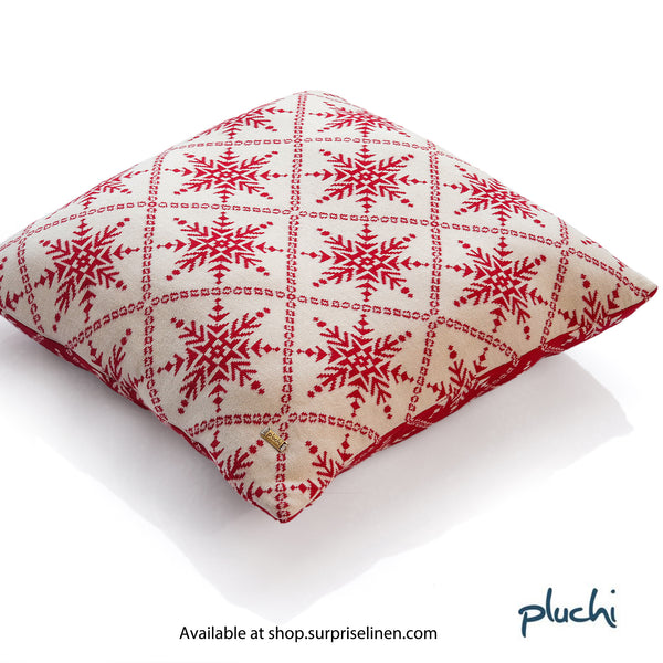 Pluchi - Red Star Cotton Knitted Decorative Cushion Cover (Red)