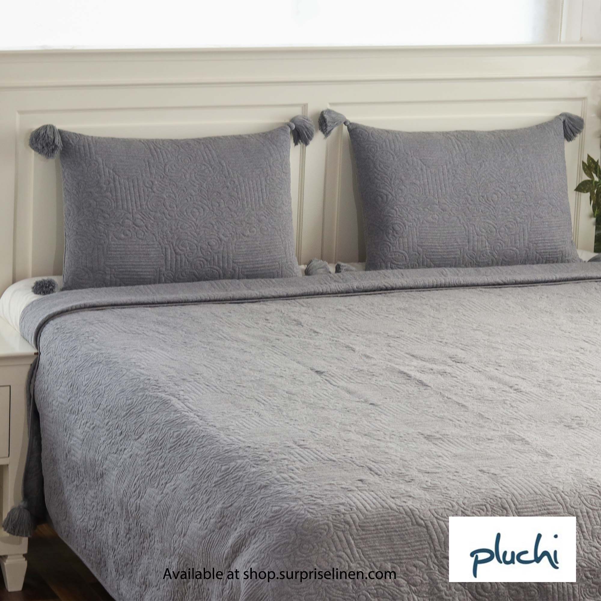 Pluchi - Antique Linked 100% Premium Cotton Knitted Bed Cover (Green & Oak)