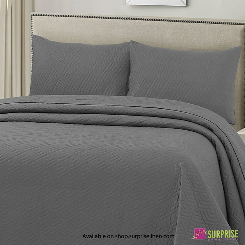Surprise Home - Everyday Luxury Essentials Plush Quilted 3 Pcs Bedcover Set (Smoke Pearl)