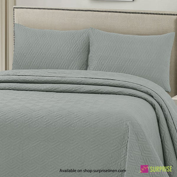 Surprise Home - Everyday Luxury Essentials Plush Quilted 3 Pcs Bedcover Set (Moonmist)