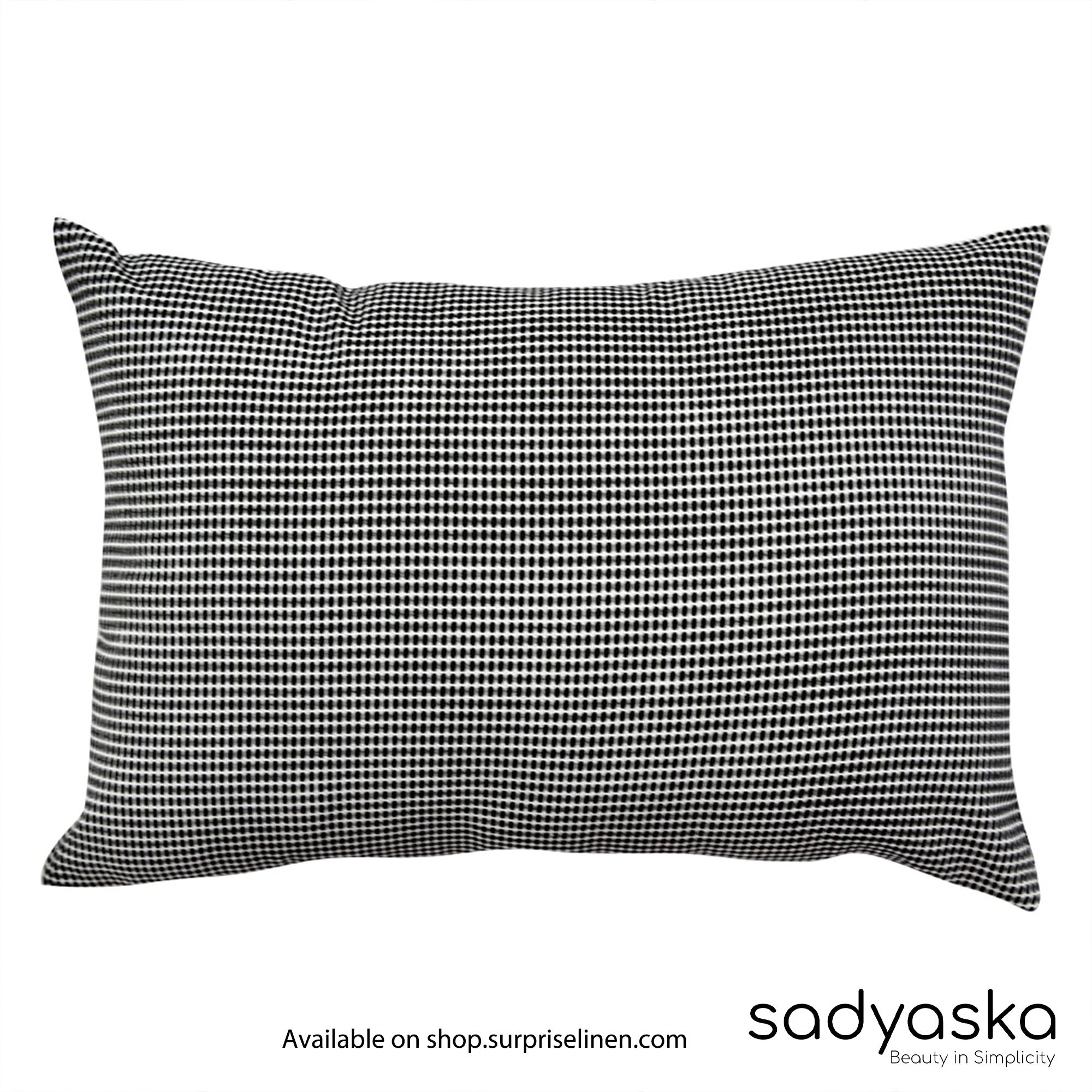 Sadyaska - Check Design Geometric Pattern Pillow Cover (Black)