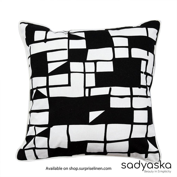Sadyaska - Screen Printed Geometric Cushion Cover (Black & White)